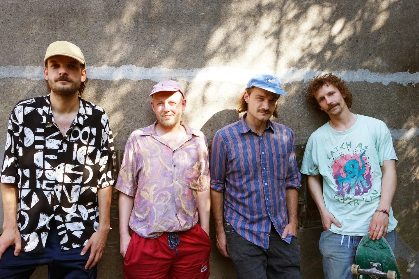 Auf geht&lsquo;s! Ab 19:00 begr&uuml;&szlig;en wir euch wieder einmal in der @neue_welt_ingolstadt, ab 20:30 ist Ekstase angesagt: @emptybones_n_bottles LIVE

Garage Punk / Surf aus dem Bremer Norden, fetzig und in voller DIY-Manier vorgetragen. Wir 