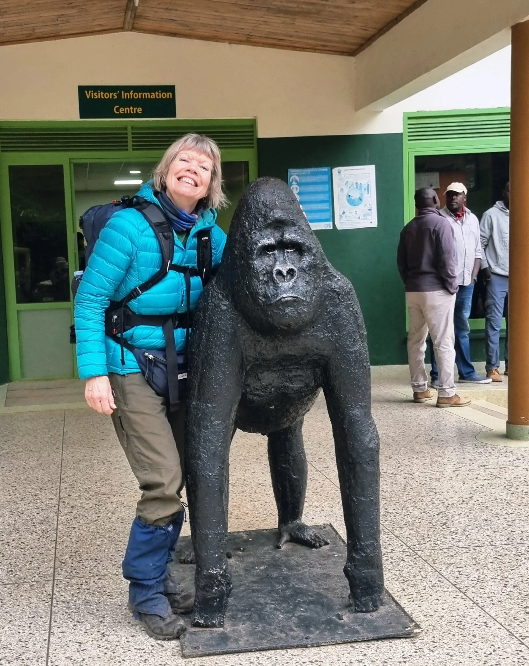 Klar for gorillatrekking i Bwindi nasjonal park