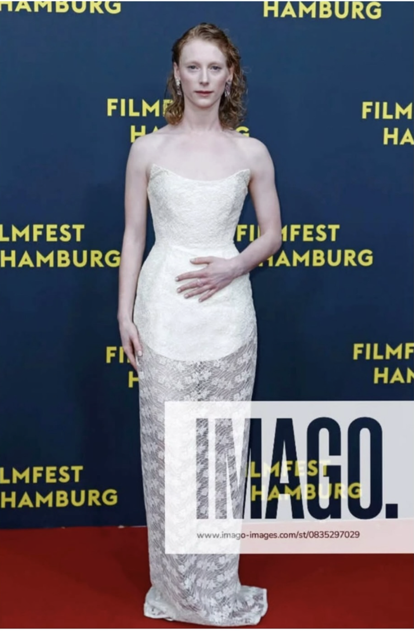 Dana Herfurth – Red Carpet Styling World premiere of “Smalltown Girl” Filmfest Hamburg