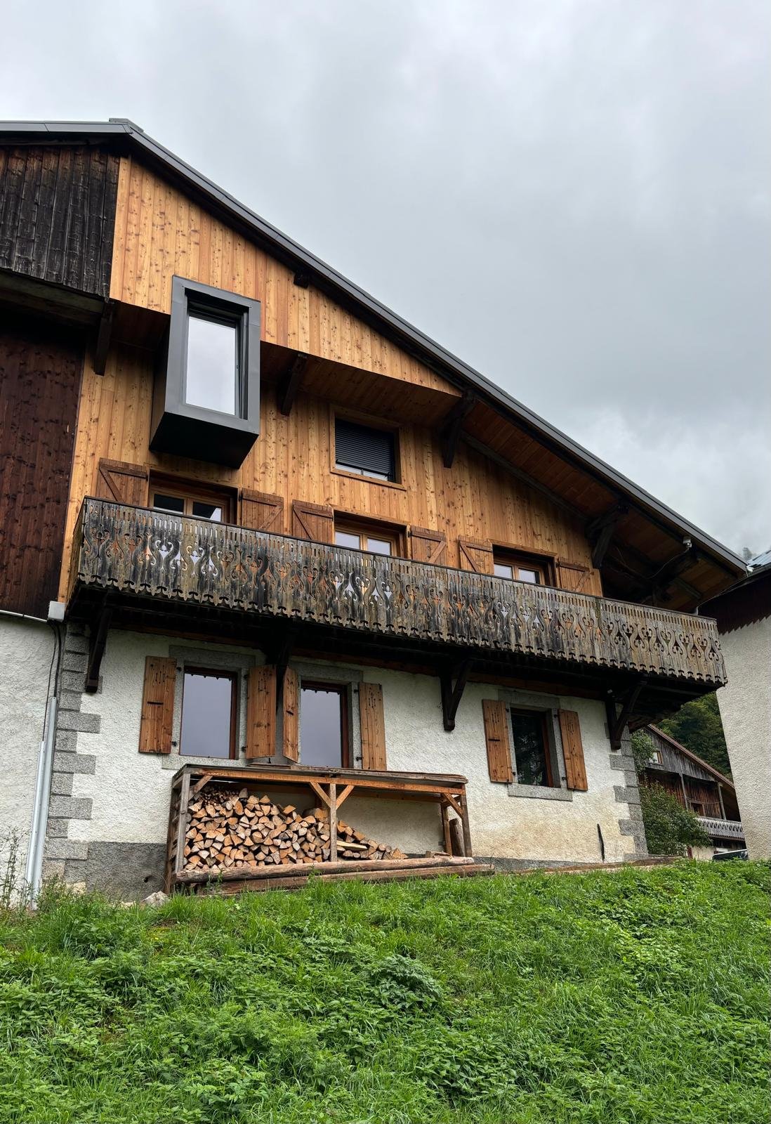 Project was to extend this holiday home into the unused loft space.