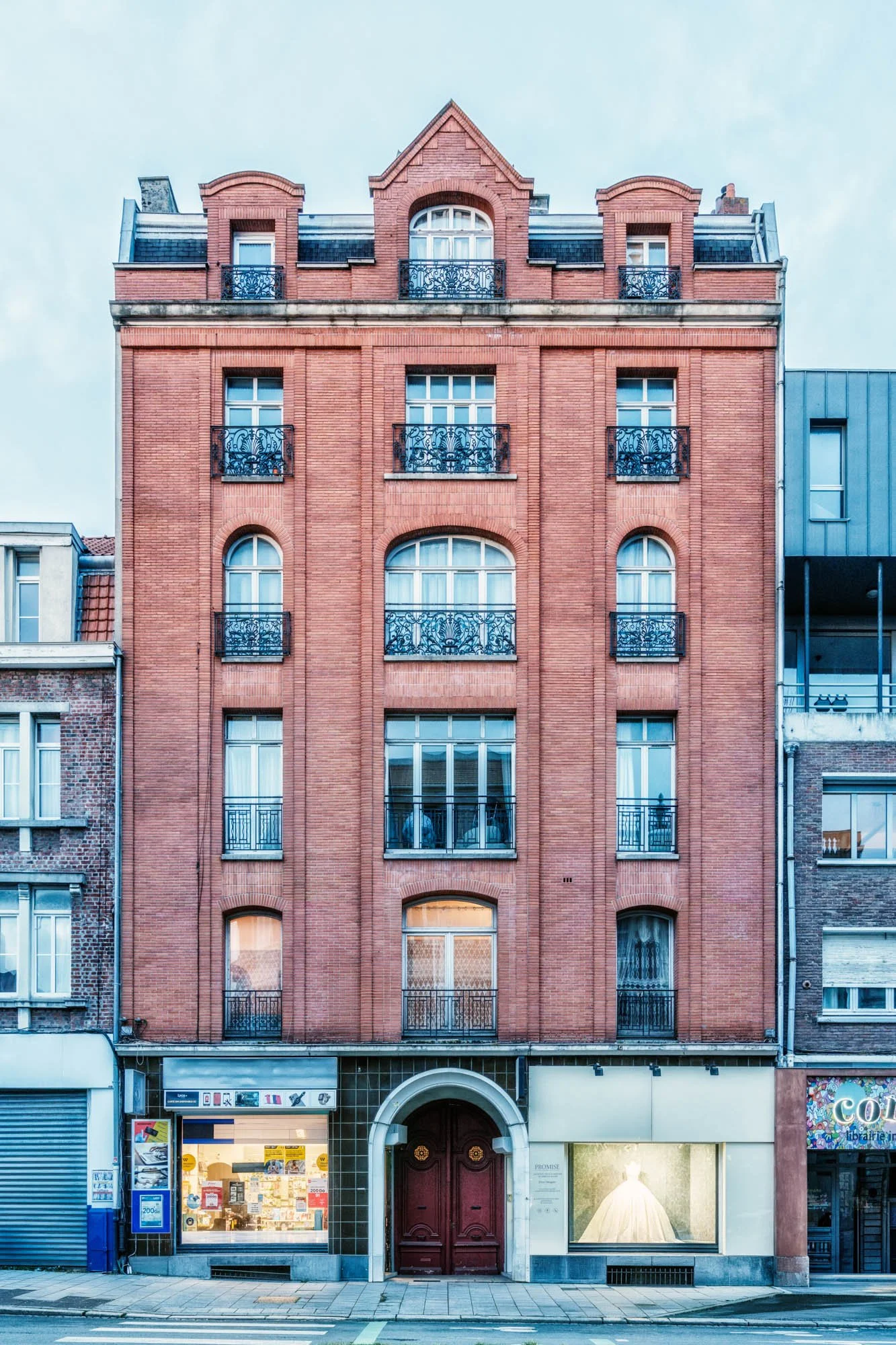 Av J Lebas-LDKphoto - 46 Av. Jean Lebas-01.jpg