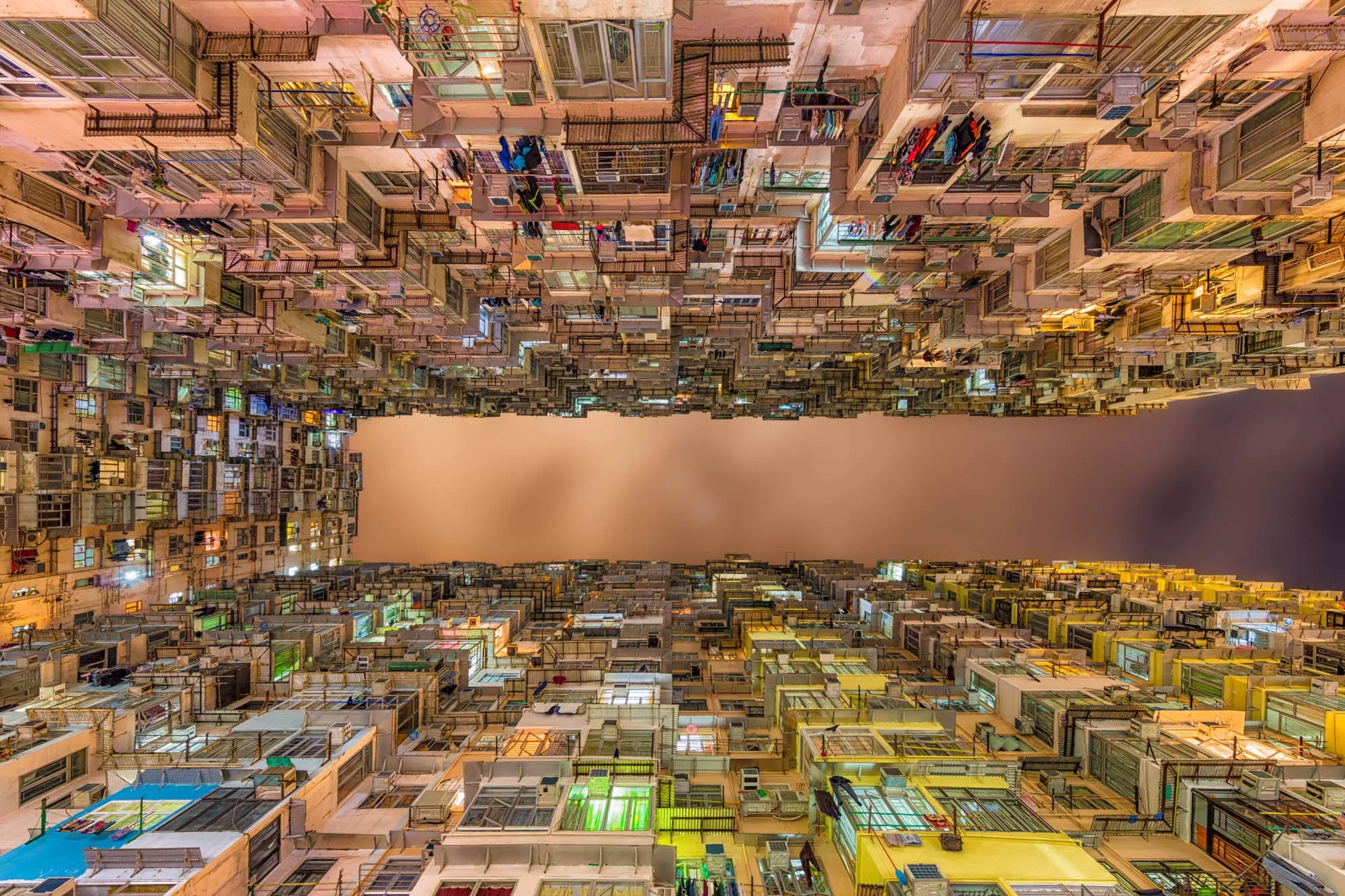 LDKphoto - Hong-Kong - Monster buildings - 05.jpg