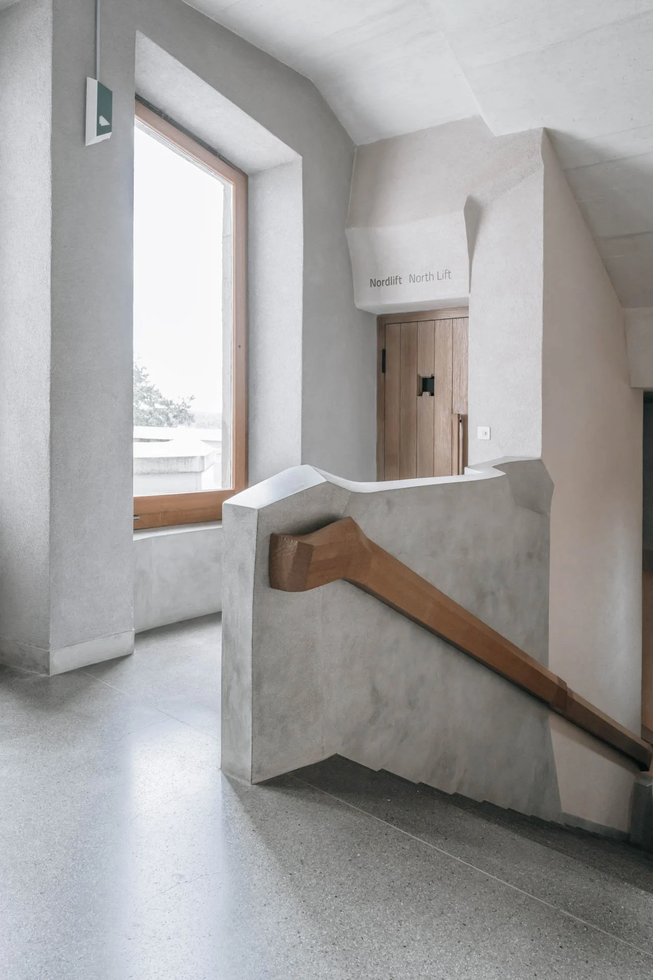 LDKphoto - BASEL2024 - Goetheanum-7.jpg