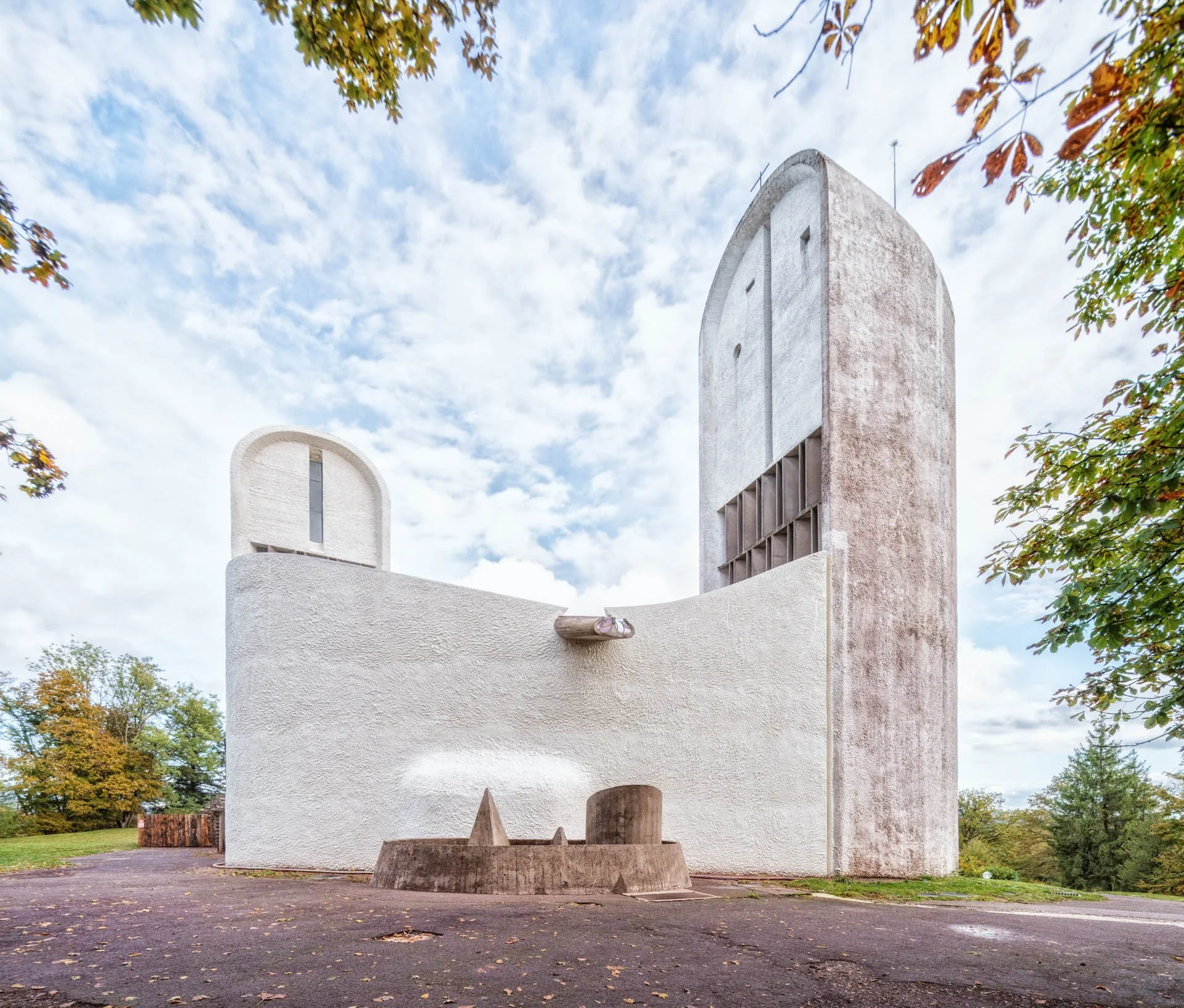 1955 - LDKphoto - Notre Dame du Haut - 28.jpg