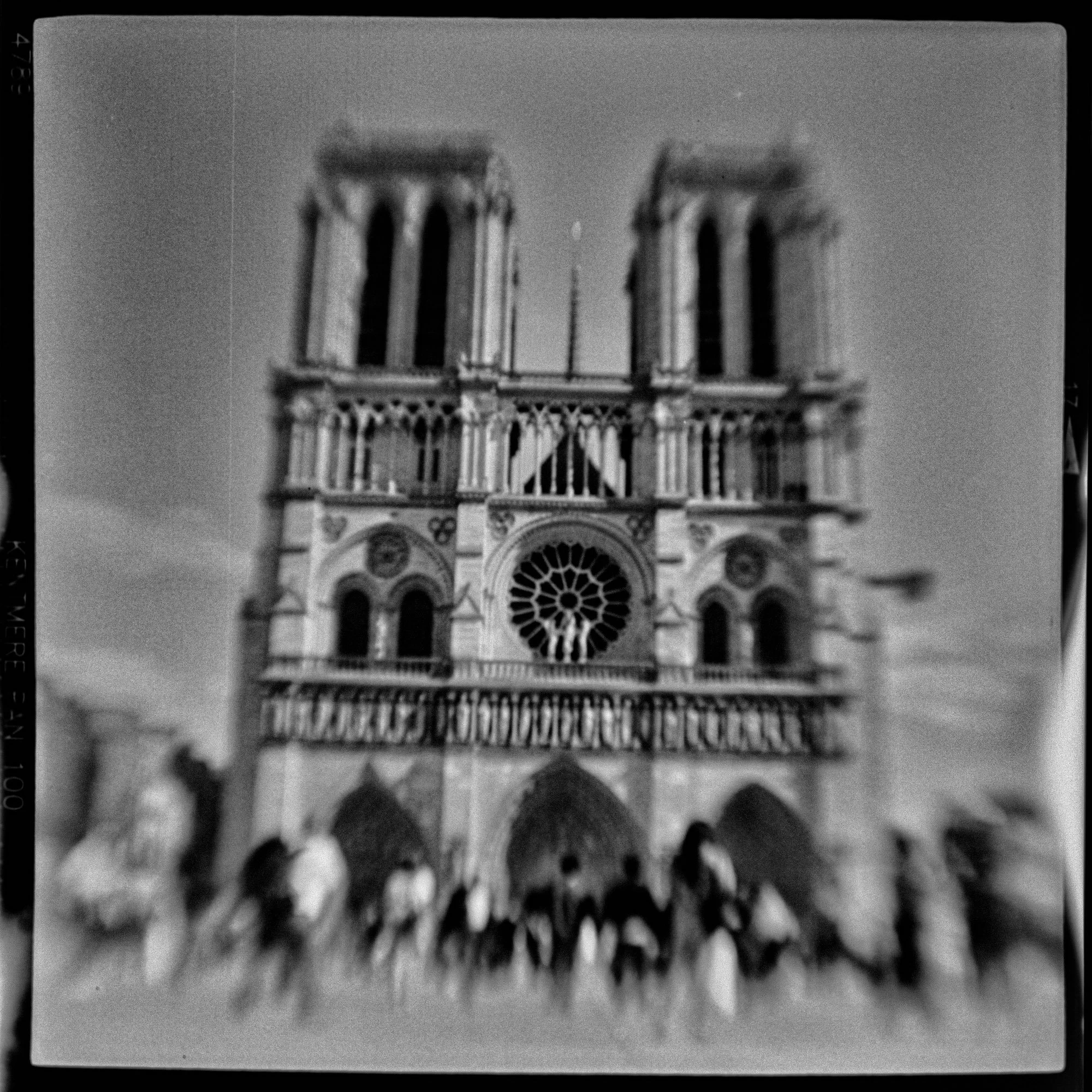 LDKphoto-Paris argentique - brownie flash -35.jpg