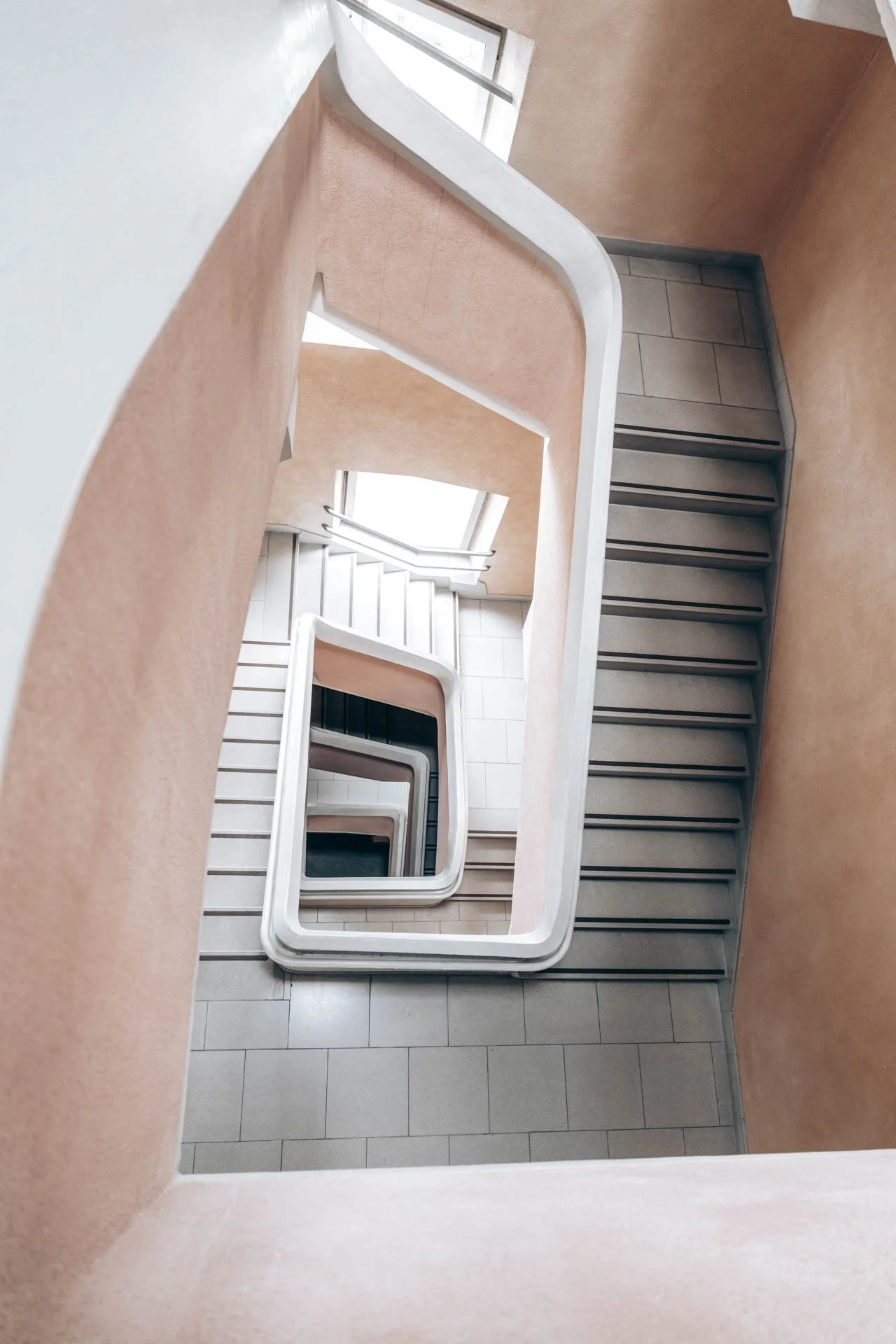 LDKphoto - BASEL2024 - Goetheanum-14.jpg