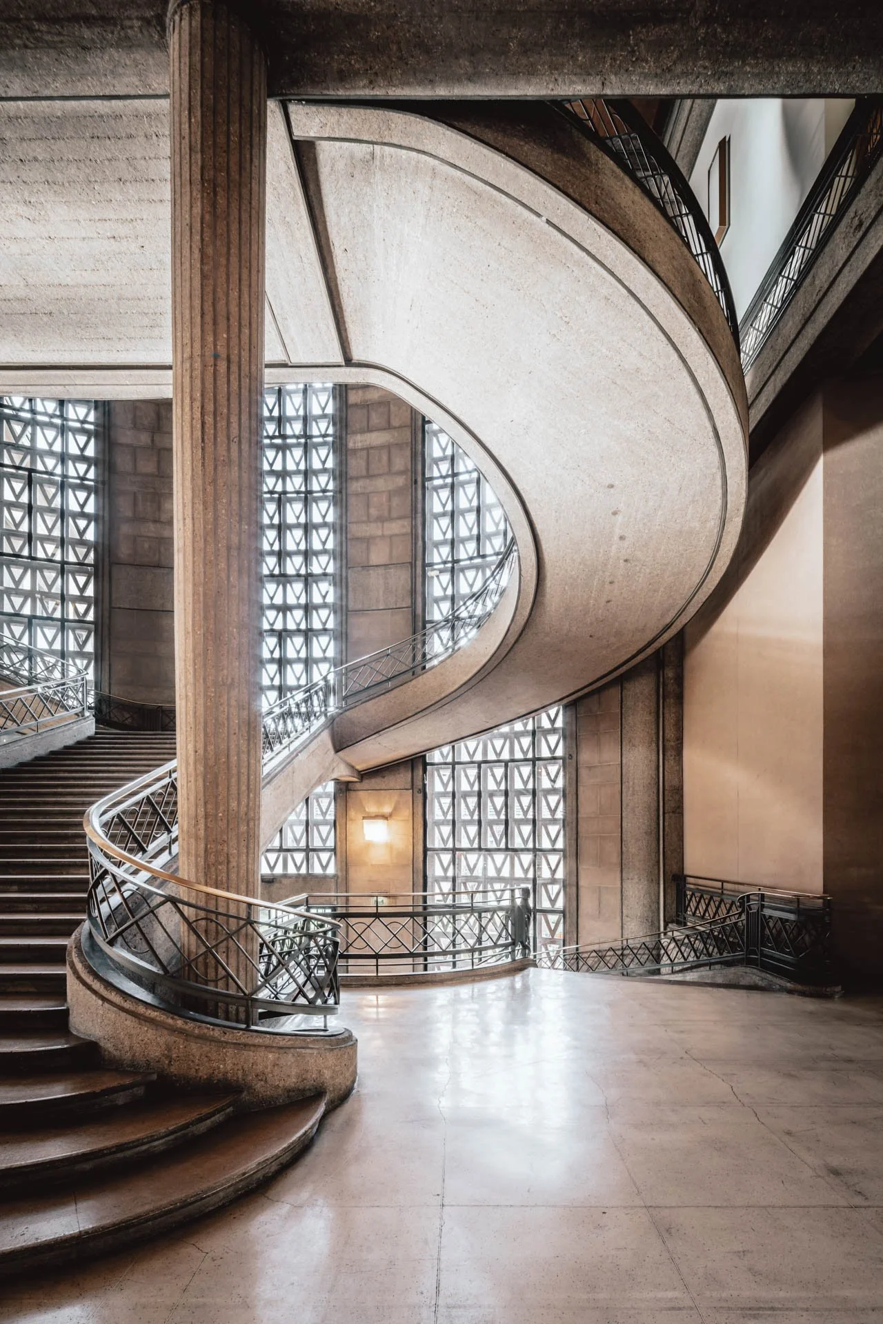 1946 - LDKphoto - Palais d'Iena - 03.jpg