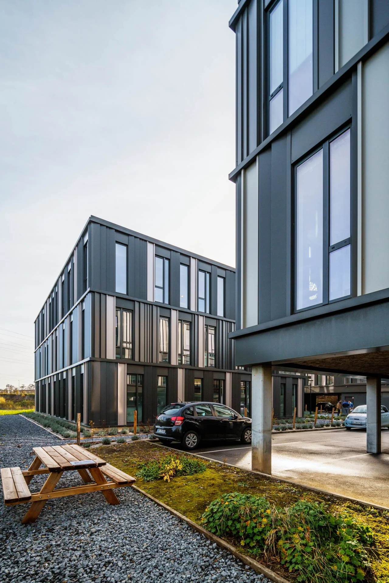 LDKphoto - RELIEF - Business Park-25.jpg