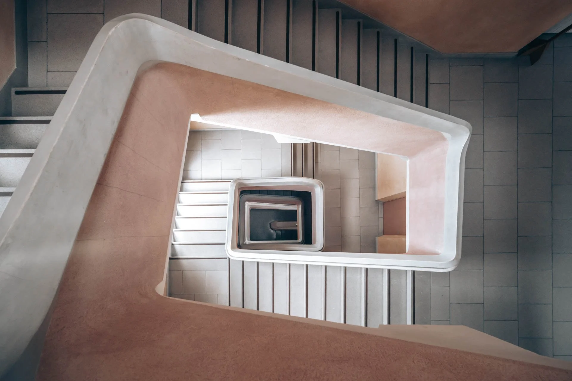 LDKphoto - BASEL2024 - Goetheanum-13.jpg