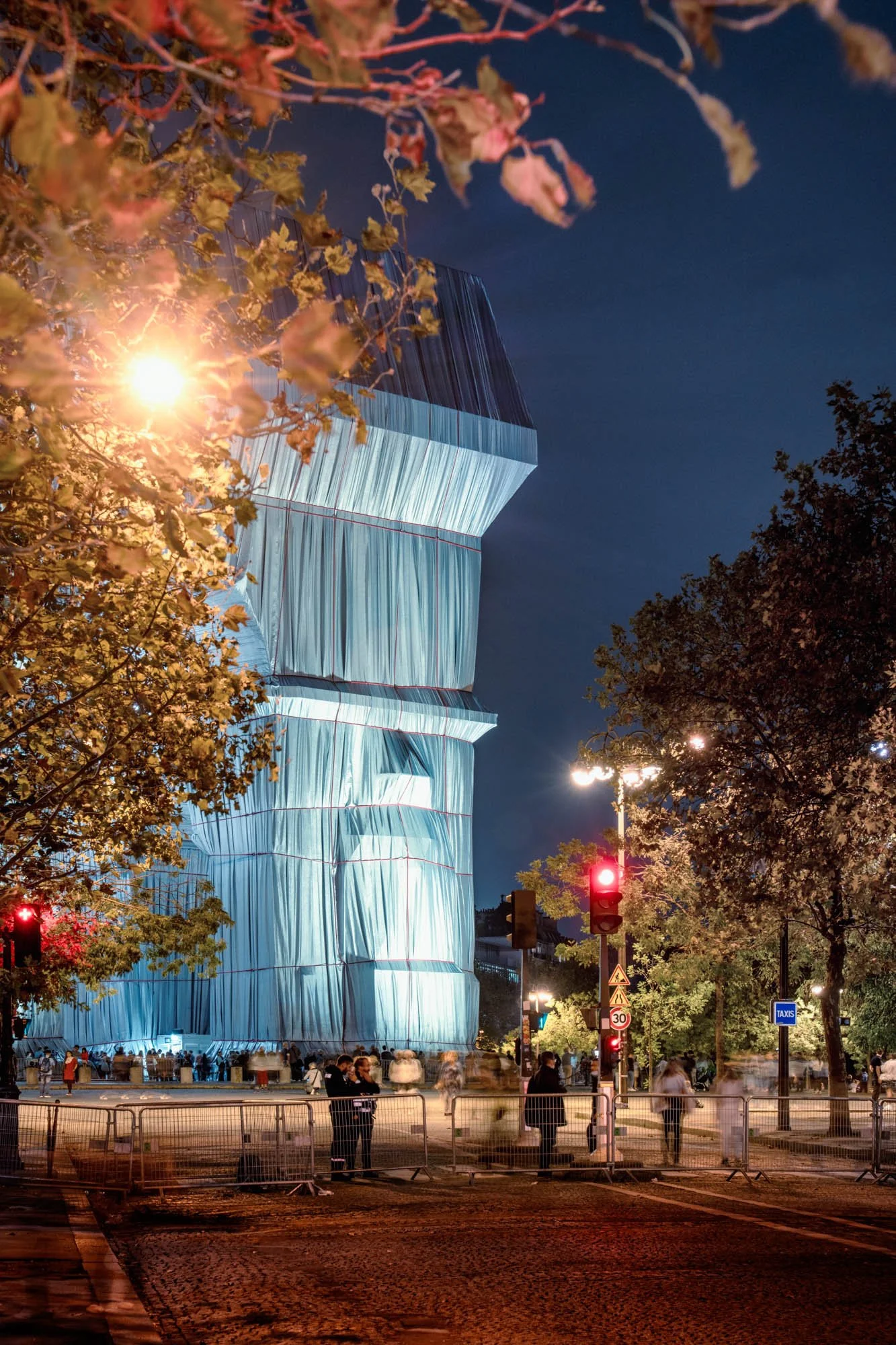 LDKphoto - Christo - Arc de triomphe warpped - 11.jpg