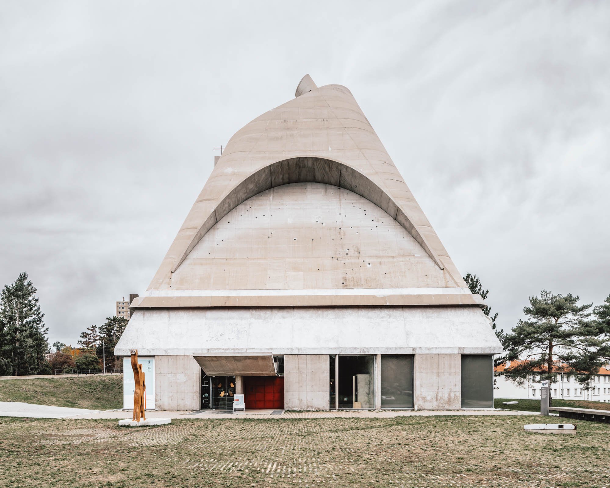 LDKphoto - Eglise St Pierre - Firminy - 03.jpg