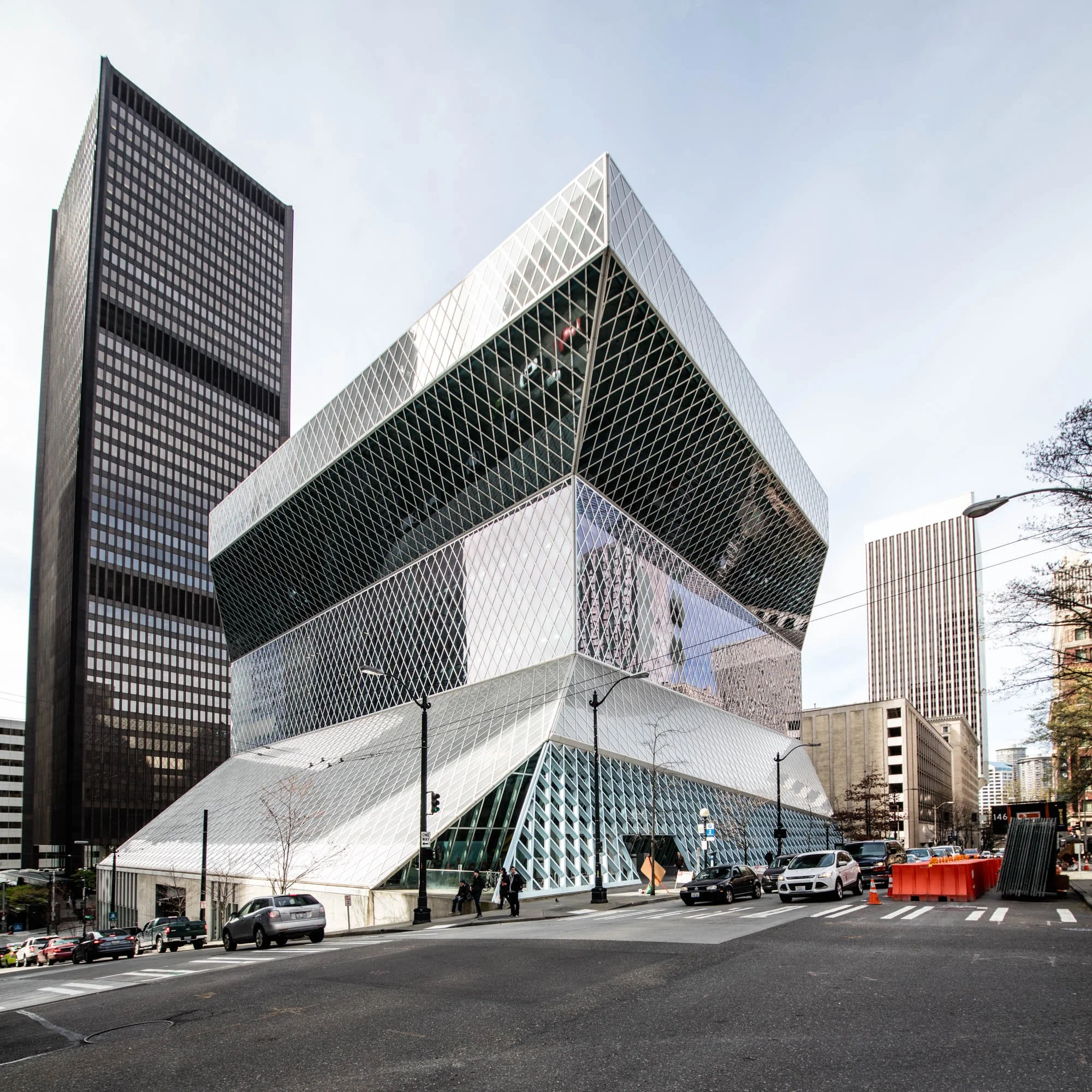LDKphoto-Seattle Public Library -1-2.jpg