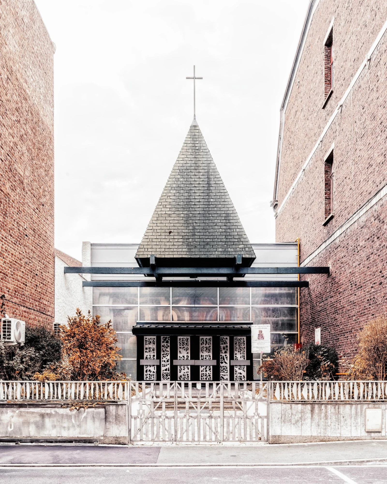 _LDKphoto - Église Notre Dame de Częstochowa-01.jpg