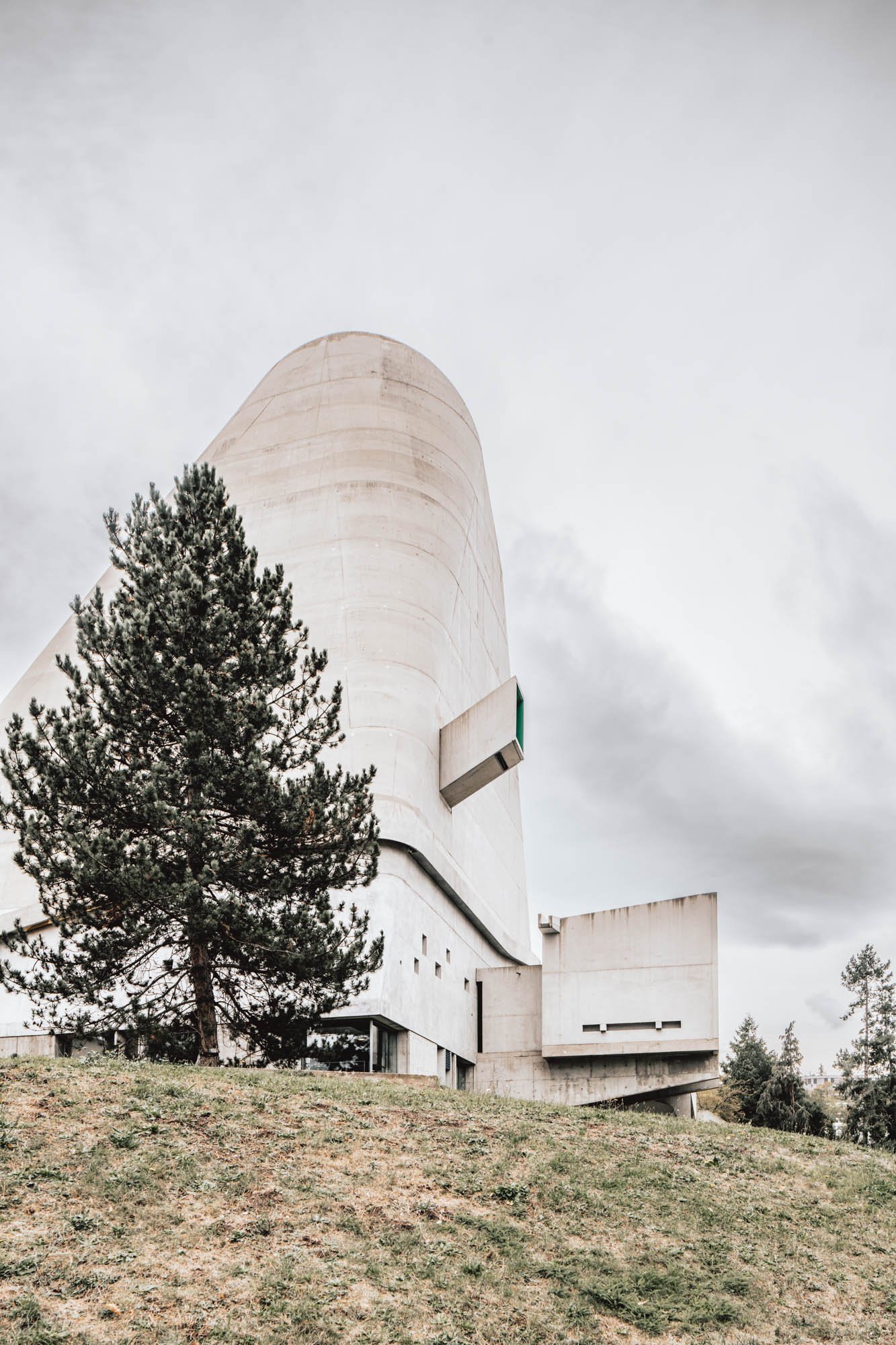 LDKphoto - Eglise St Pierre - Firminy - 07.jpg