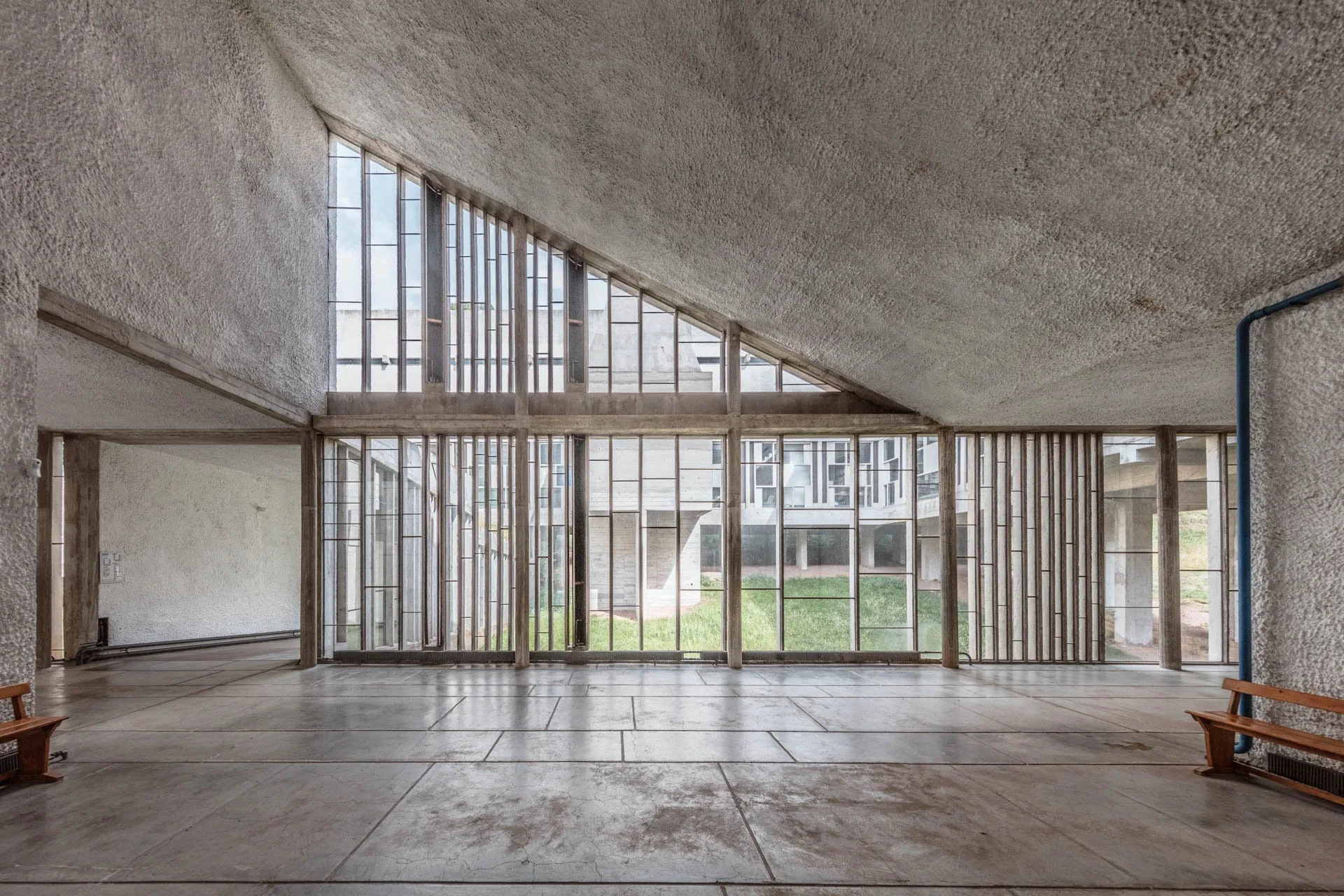 1955 - LDKphoto - La Tourette - 15.jpg