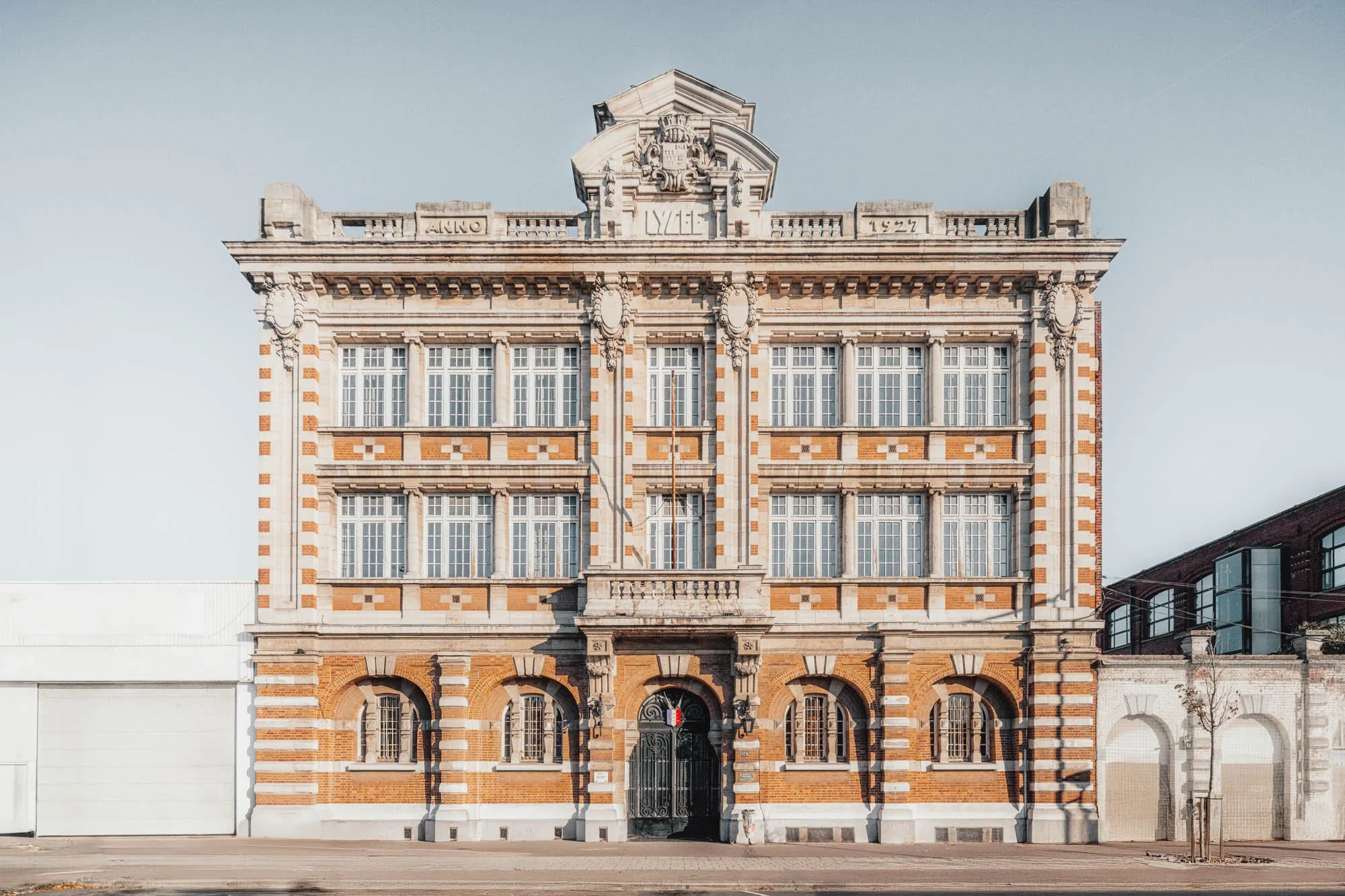 LDKphoto - Ecoles Publiques Primaires Mixtes-01.jpg