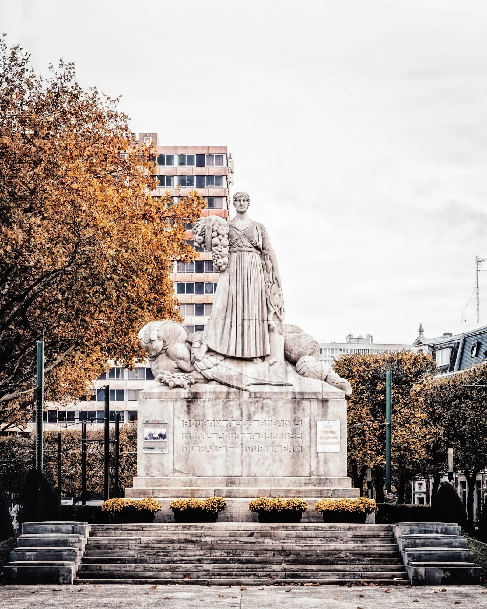 05-LDKphoto - monument aux morts-01.jpg