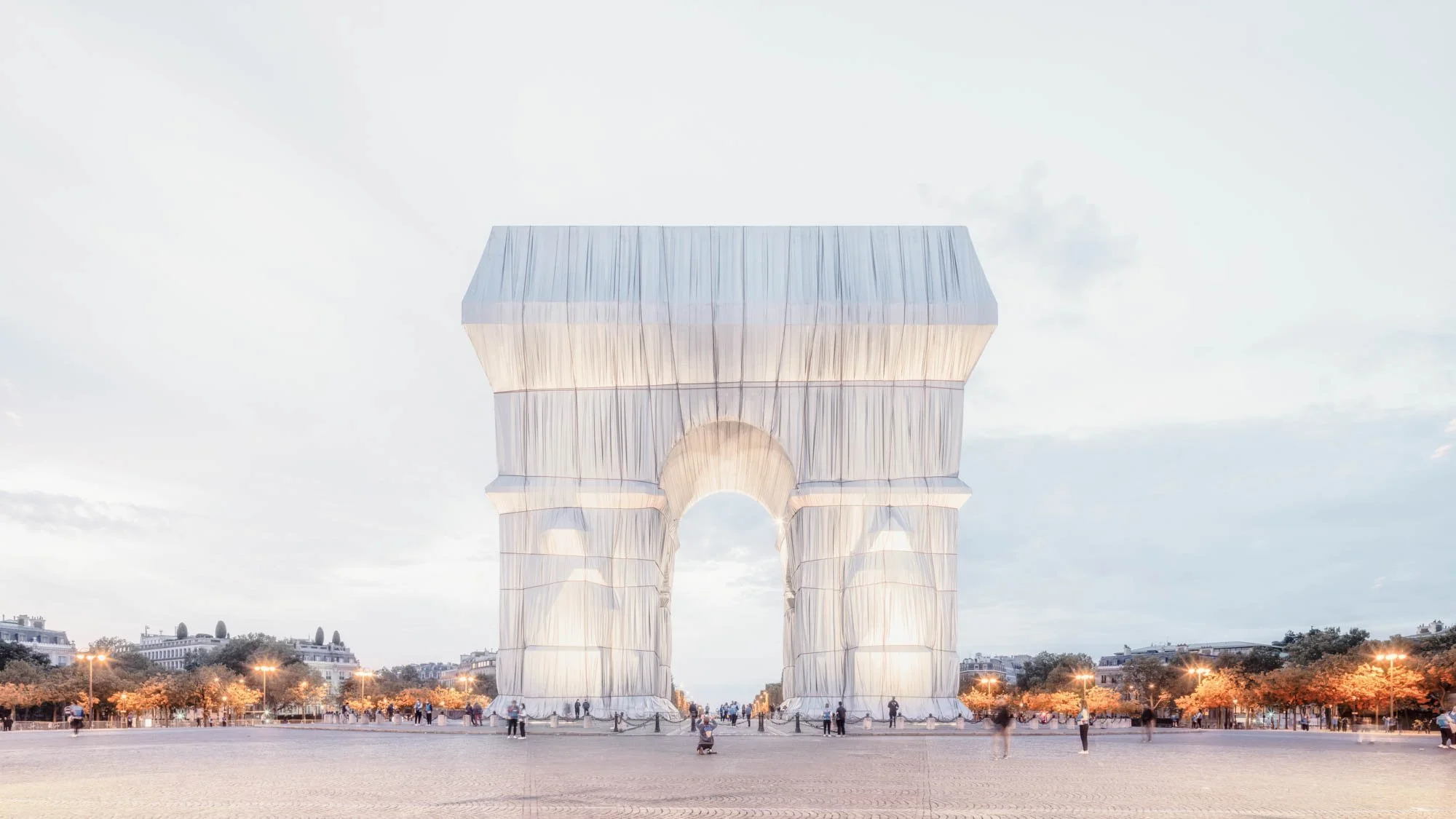 LDKphoto - Christo - Arc de triomphe warpped - 20.jpg