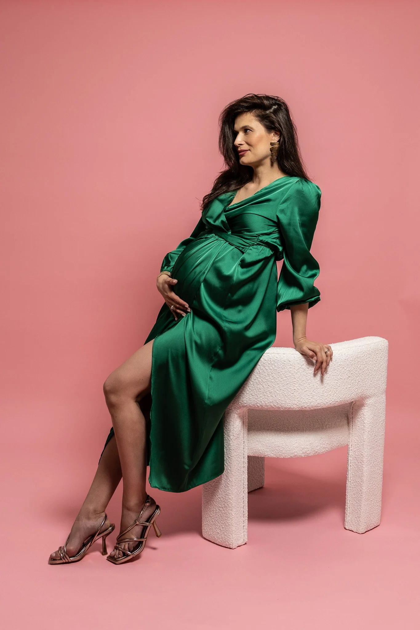 pregnancy photoshoot prague.jpg