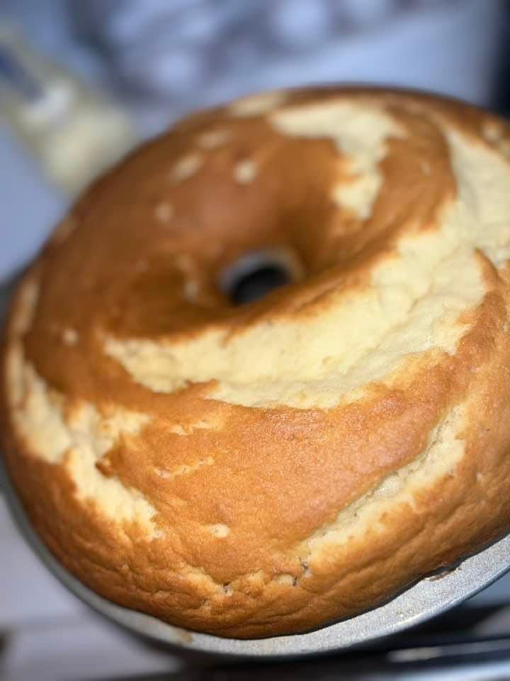 Old-fashioned poundcake