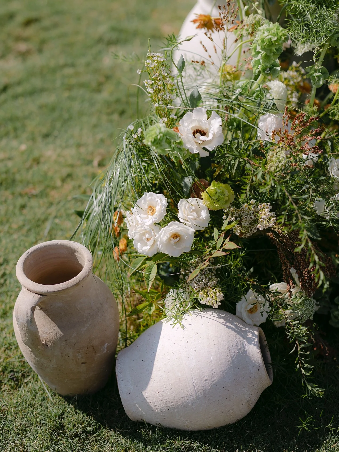 Some details that lives rent free in our head from recent editorial 

Planning &amp; Design: @wildeandsageco 
Venue: @theswannerhouse_1923 
Photo : @bryte.moments 
Florist: @solstice_bloom
Stationery &amp; Signage: @wildeandsageco
Rentals: @adorefolk