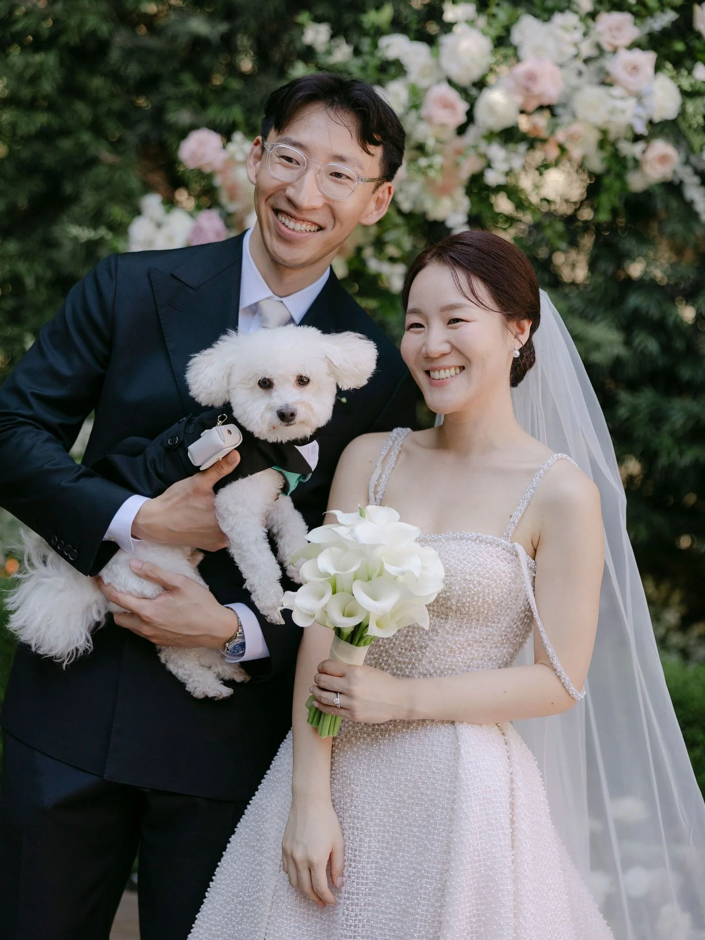 when the couple brought their camera-loving dog as their entourage.. 😍 

#dog #wedding #furbaby