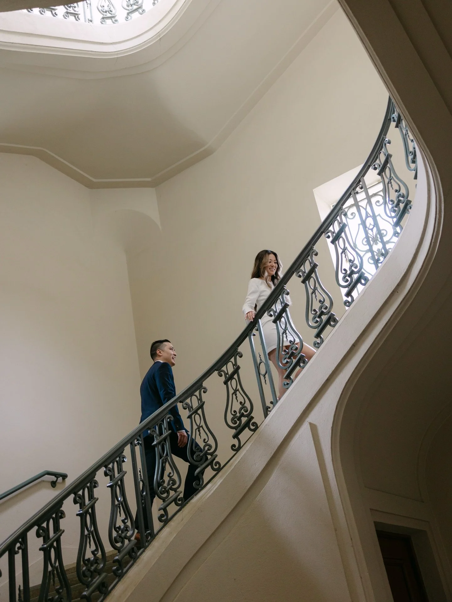 Will always say yes to running around the city hall, chasing lovers with camera on hand 💍📸

#pasadenacityhall #engagementphotographer #pasadenaweddingphotographer #laweddingphotographer #engagementsession