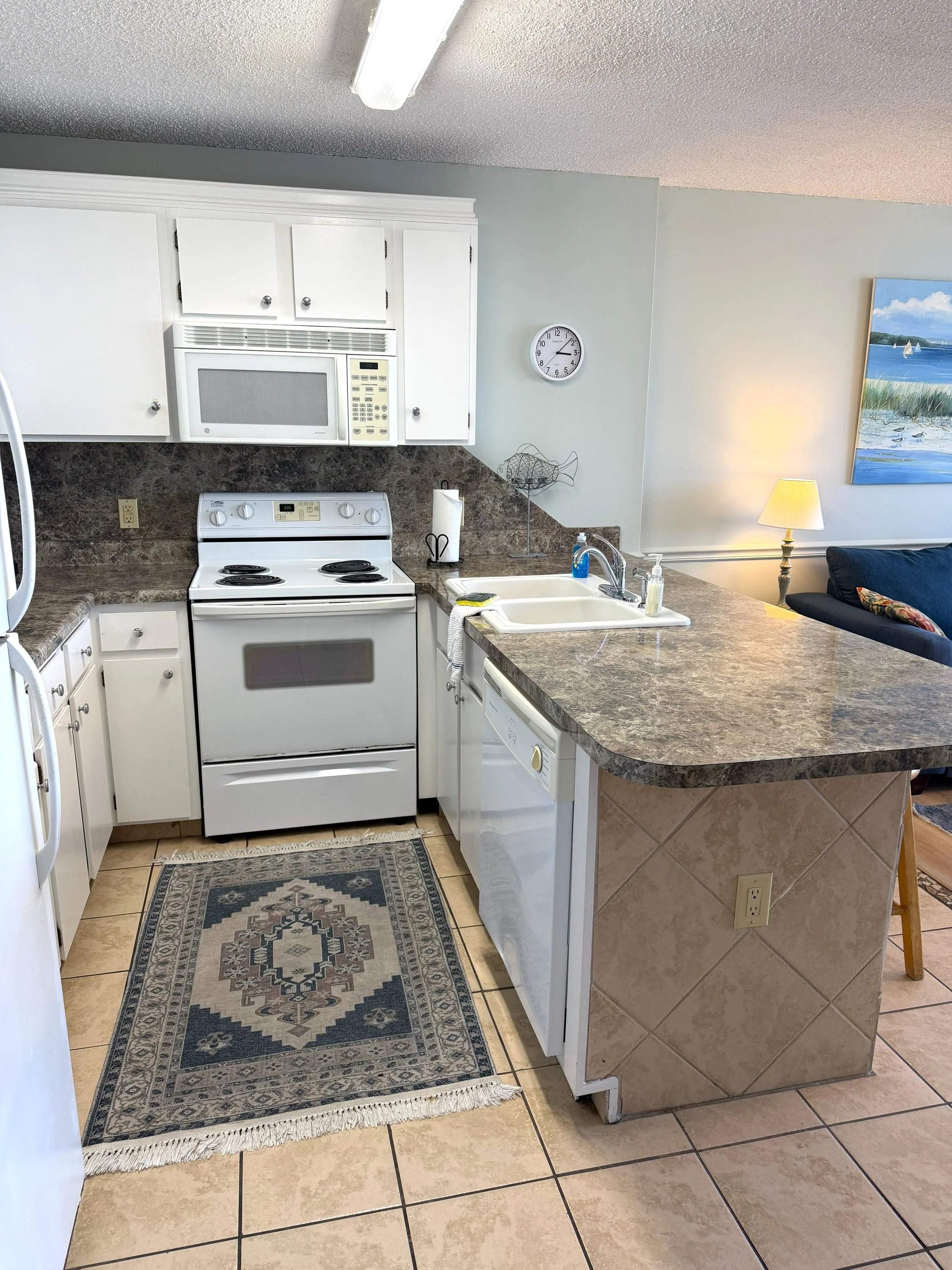PP Kitchen 3.jpg