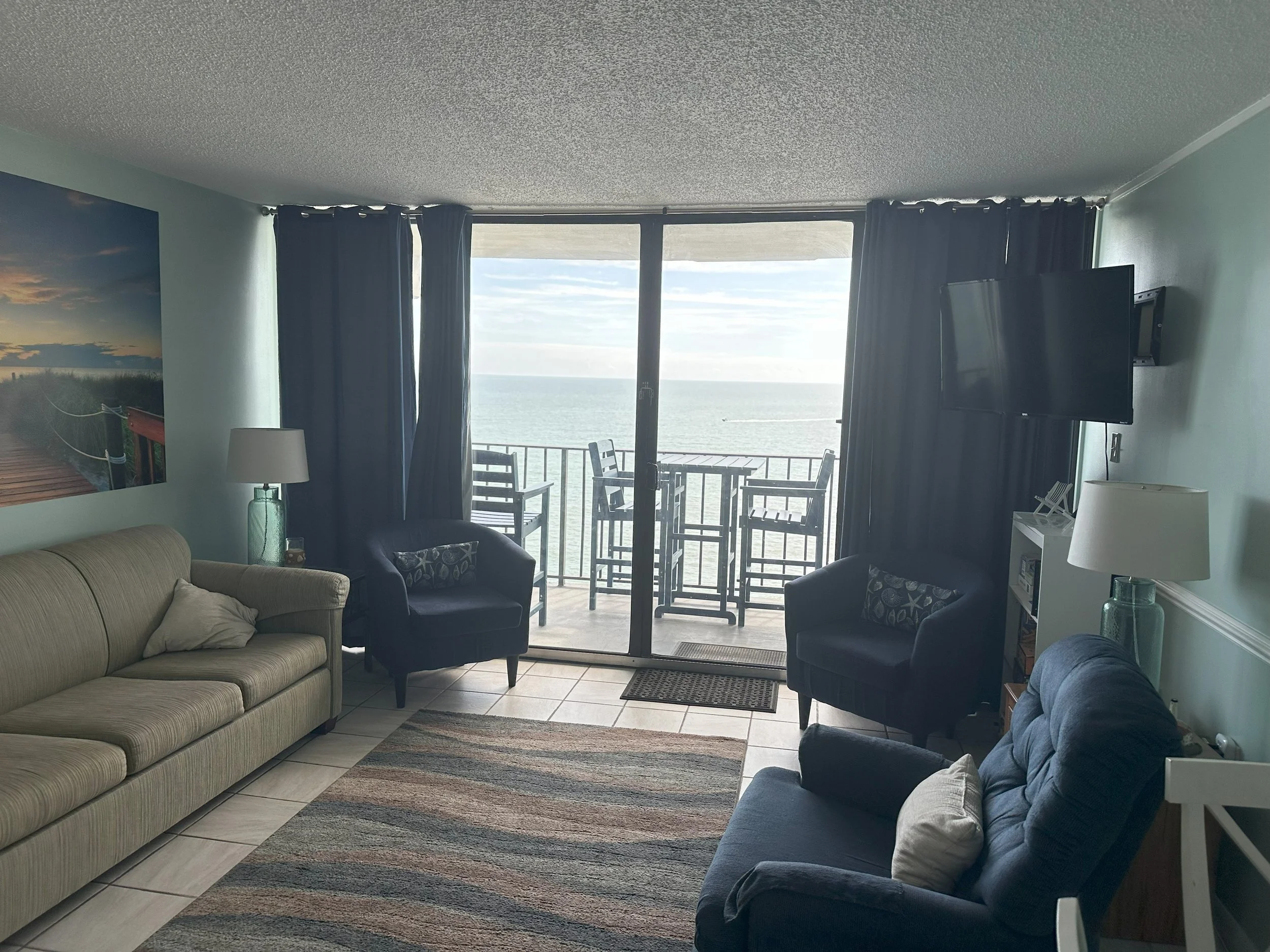 GCP Update Living to Balcony 2.jpg