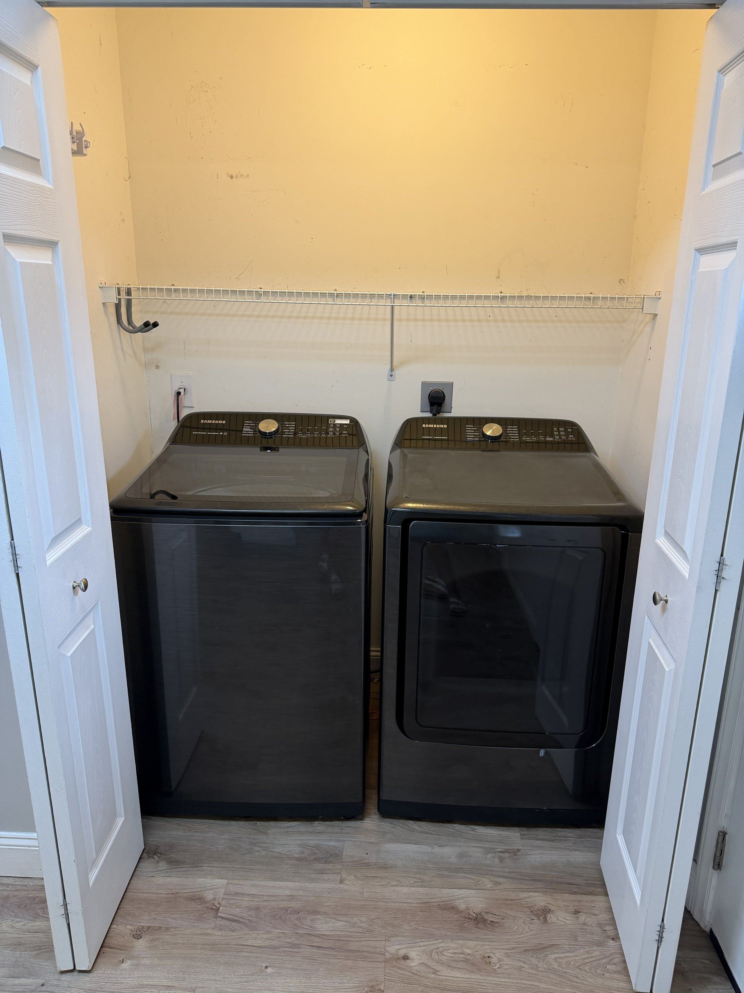 Lomax Laundry.jpg