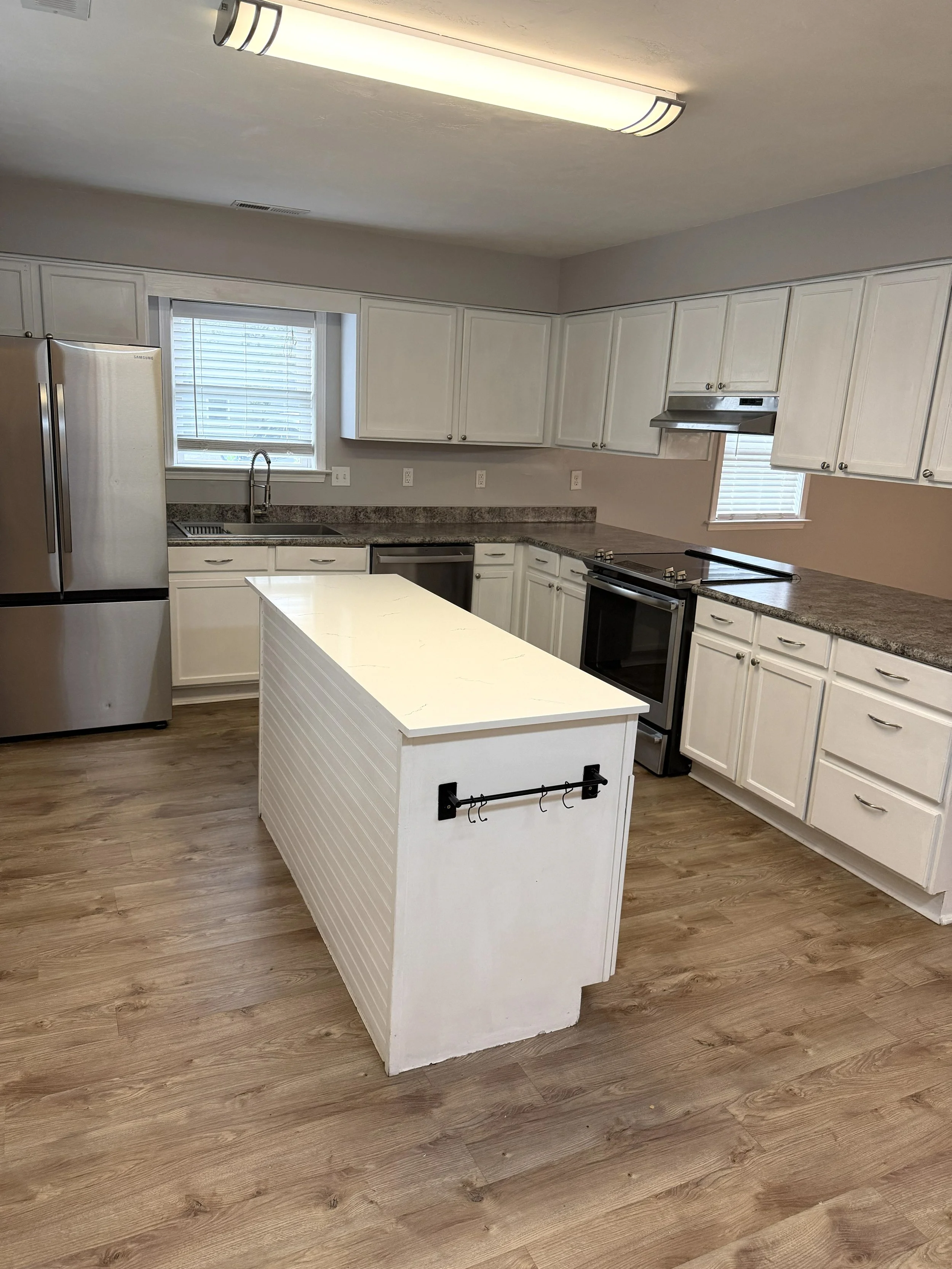 Lomax Kitchen.jpg