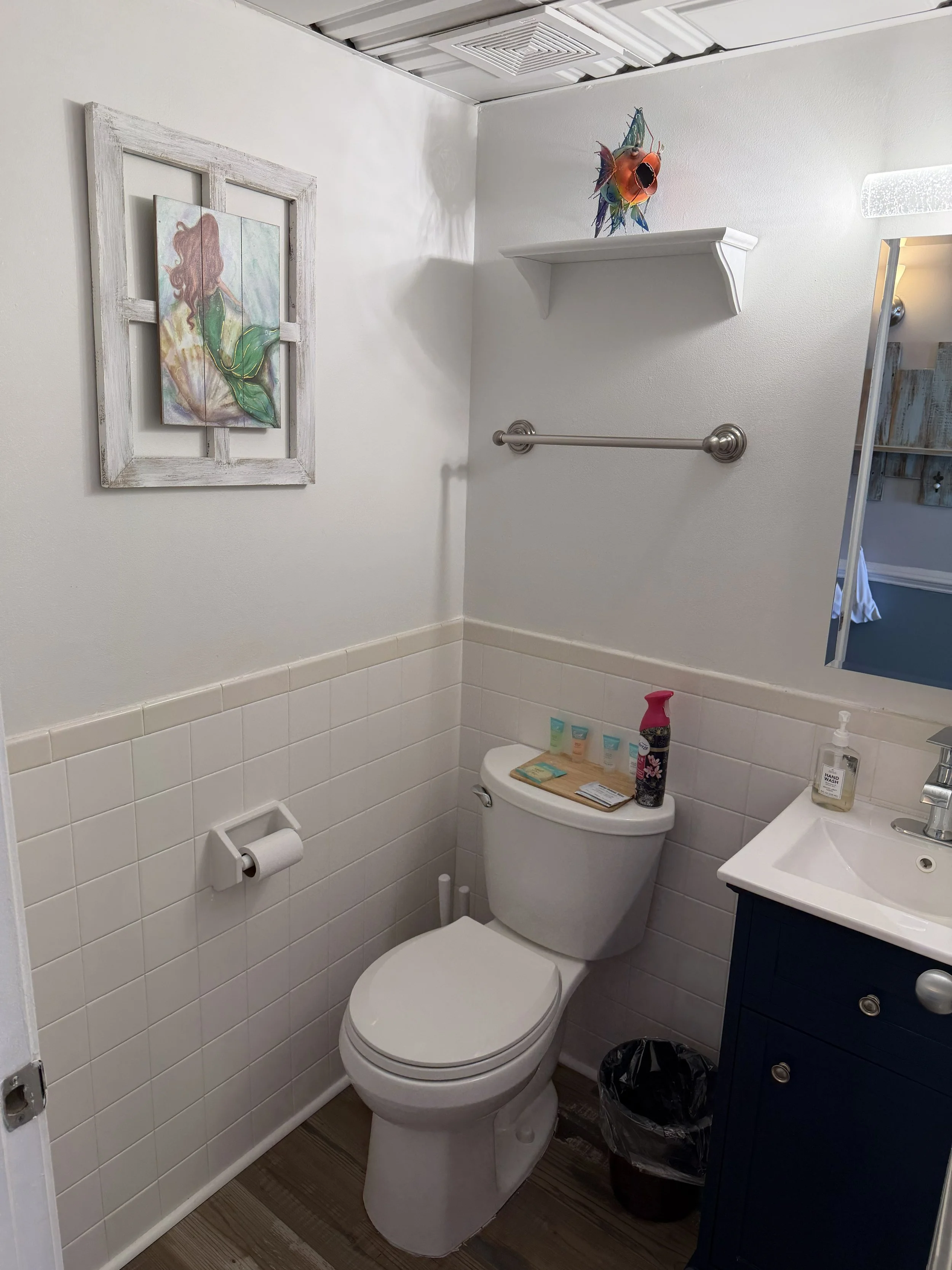 HH spare bath 2.jpg