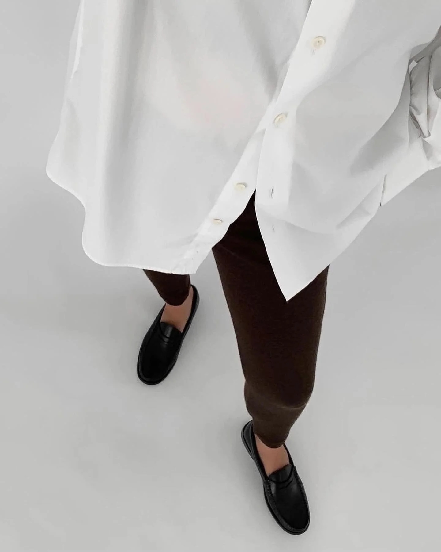 Enjoy the weekend, and all those weekend things.
Make sure to KISS (Keep It Simple Stupid) but also make time for make outs, literally. 🤍🖤

#kiss #weekend #herloom