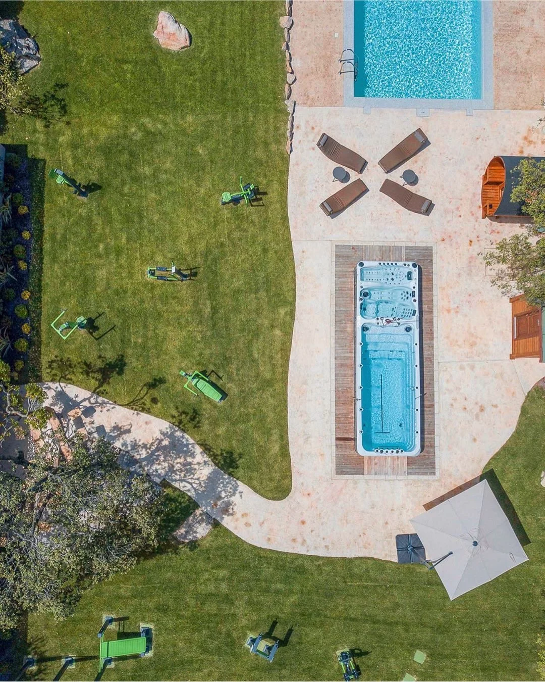 Investire in soluzioni fitness che uniscono innovazione, design e funzionalit&agrave; permette di trasformare gli spazi della struttura in veri punti di riferimento per il benessere degli ospiti.🧘

Scopri di pi&ugrave; sulle nostre soluzioni e prepa