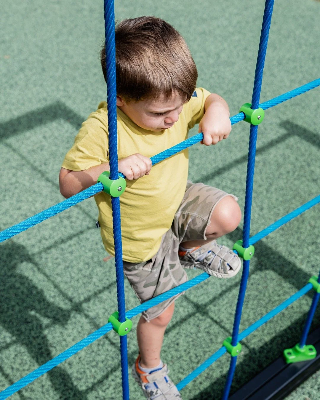 Watching kids play is pure joy and with Skyfitness Kids Line playtime becomes active, safe and full of learning.

Our outdoor equipment helps little ones build strength and coordination all while having fun. Every park deserves a playground where chi
