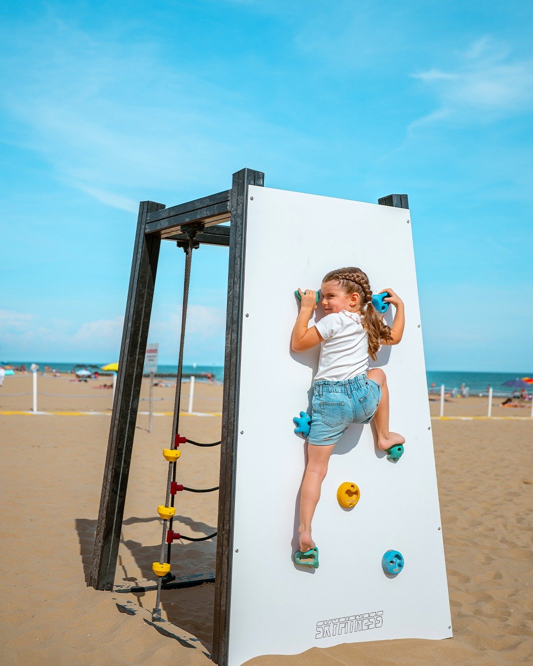 Little climbers and big adventures 🛝

The Skyfitness Climbing Wall turns climbing into a fun outdoor challenge helping little ones move, explore and test their skills while having fun from an early age.

Visit our website to discover how we can help