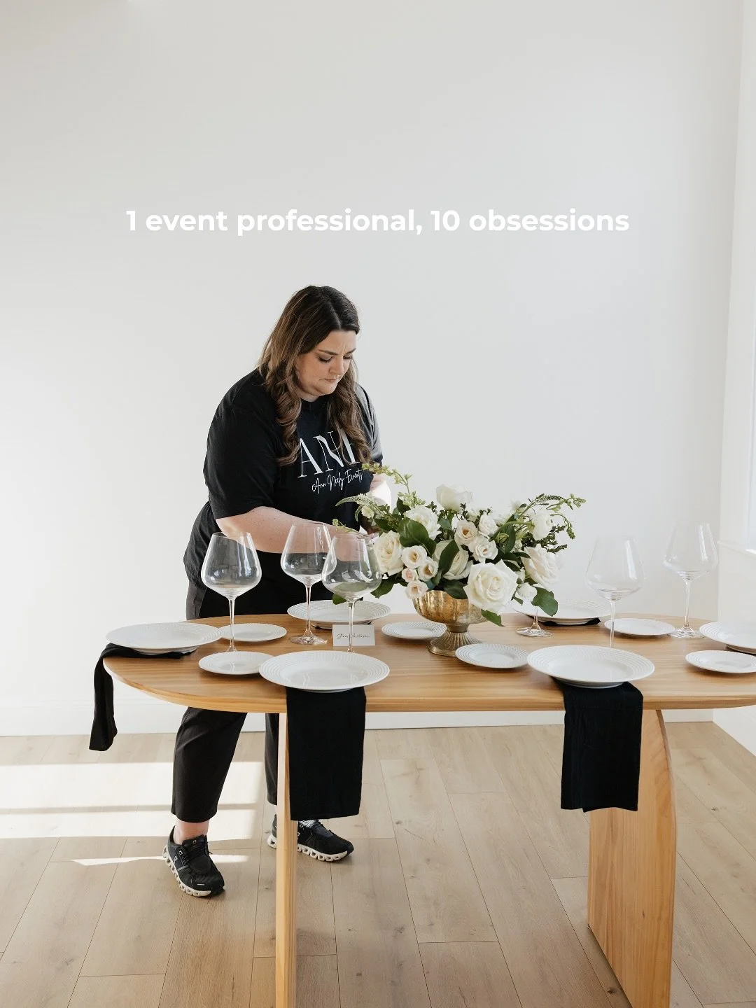 Things I am here for as an event professional.
(No order) 🤭🖤
Photo Credits
Title: @jennaknottphoto
# 7: @brookemichelle_photo
# 10: @luckybirdphoto
.
.
.
Ann Neely Events · Midwest Full-Service Wedding Planning · Northwest Ohio We