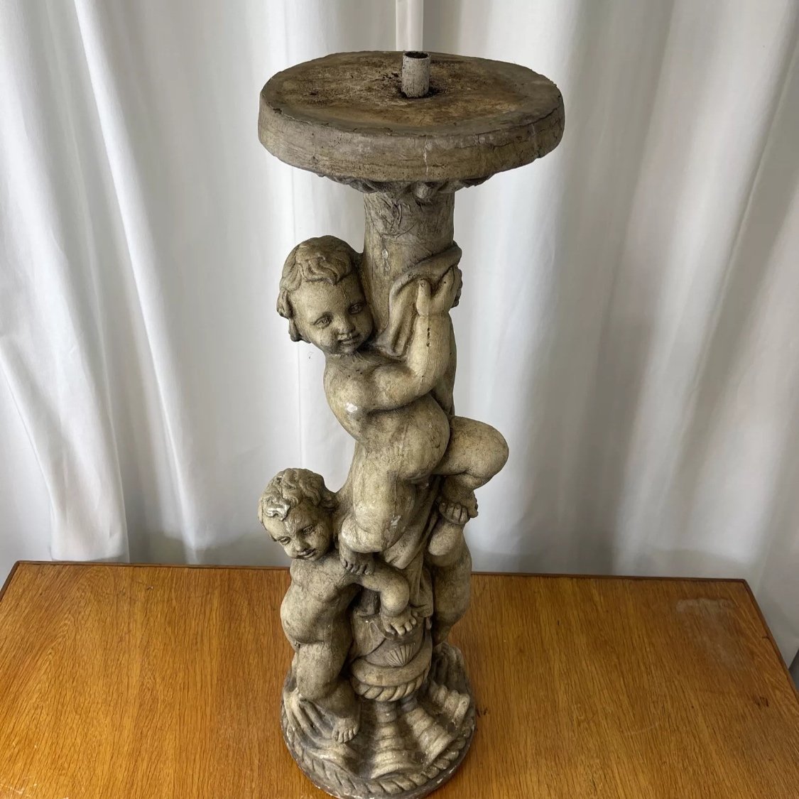 Cherub garden manor house fountain