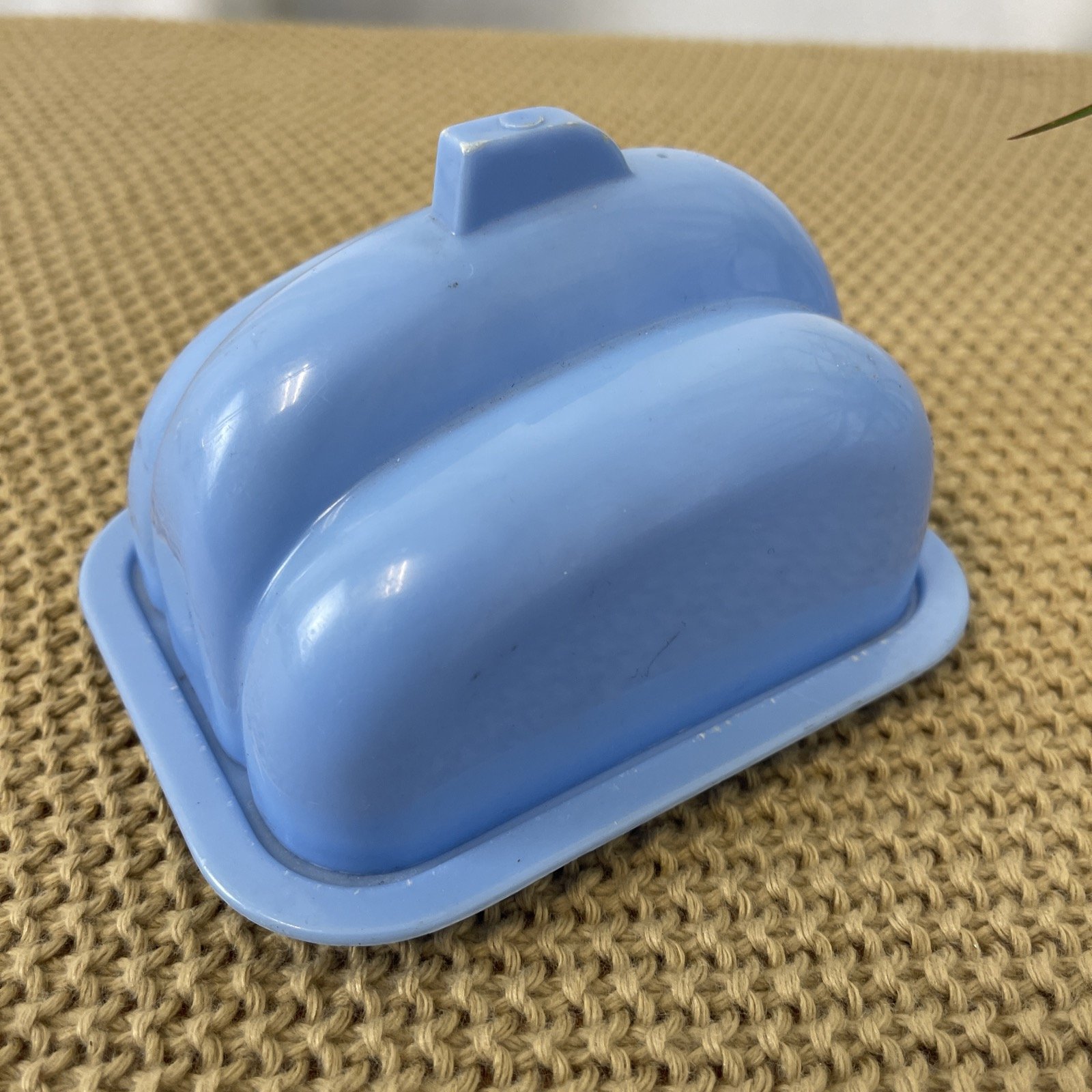 Butter dish baby blue 1950's bakerlite kitchen
