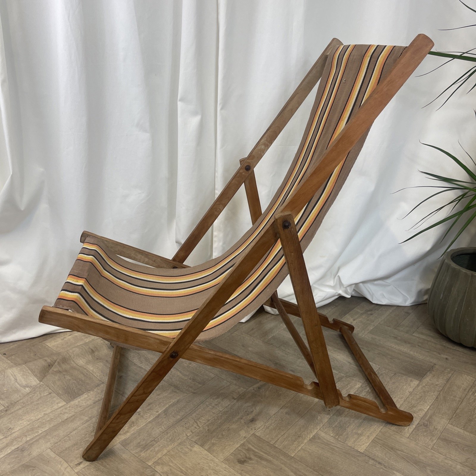 Garden seating pair of deck chairs, stripe fabric