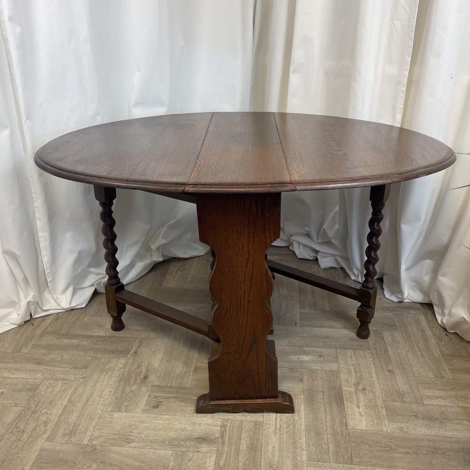 Dining table antique oak barley twist legs