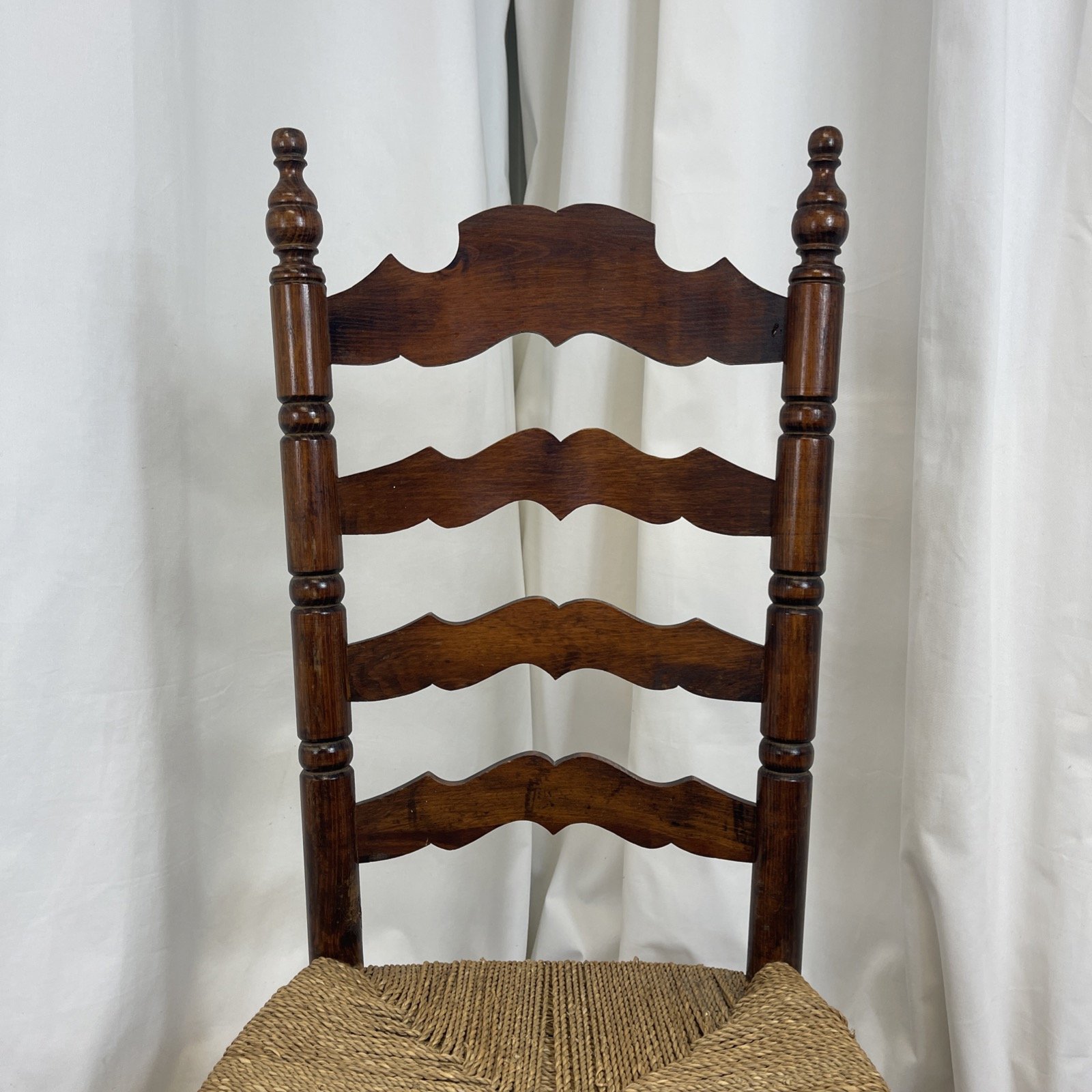 Dining chairs with rush seat and ladder backs