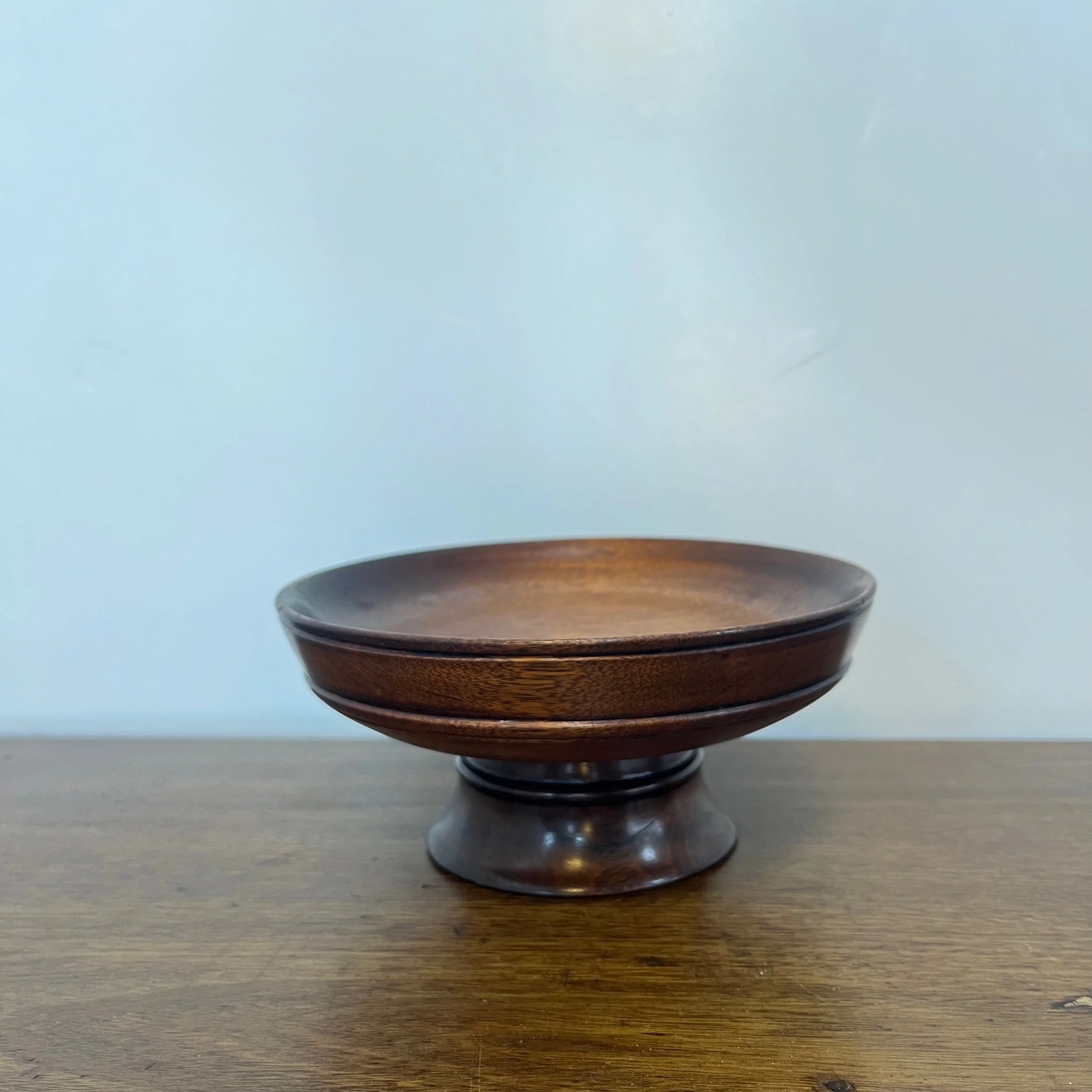 Serving dish made from wood