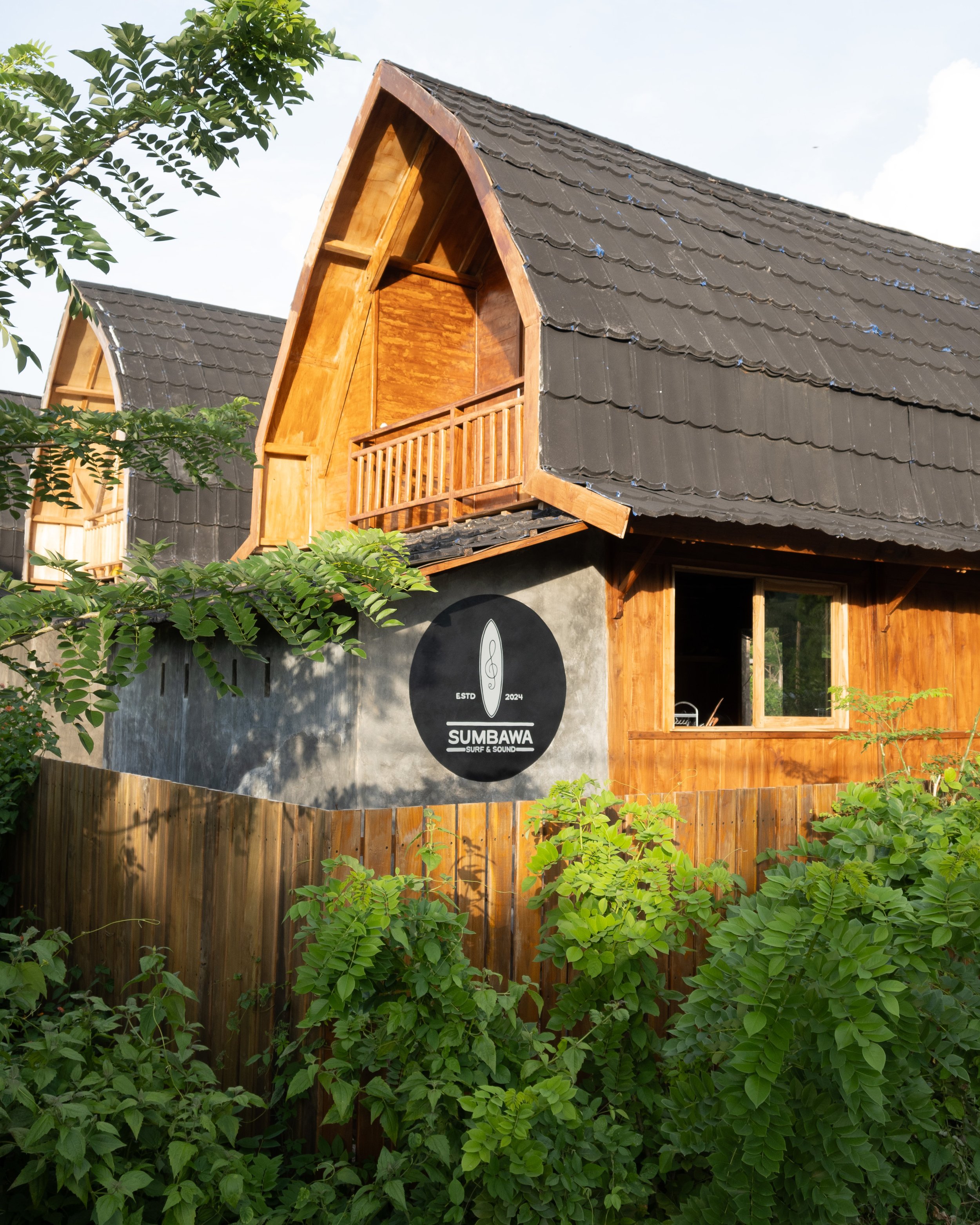 Sumbawa Surf and Sound - A logo painting on the homestay's wall