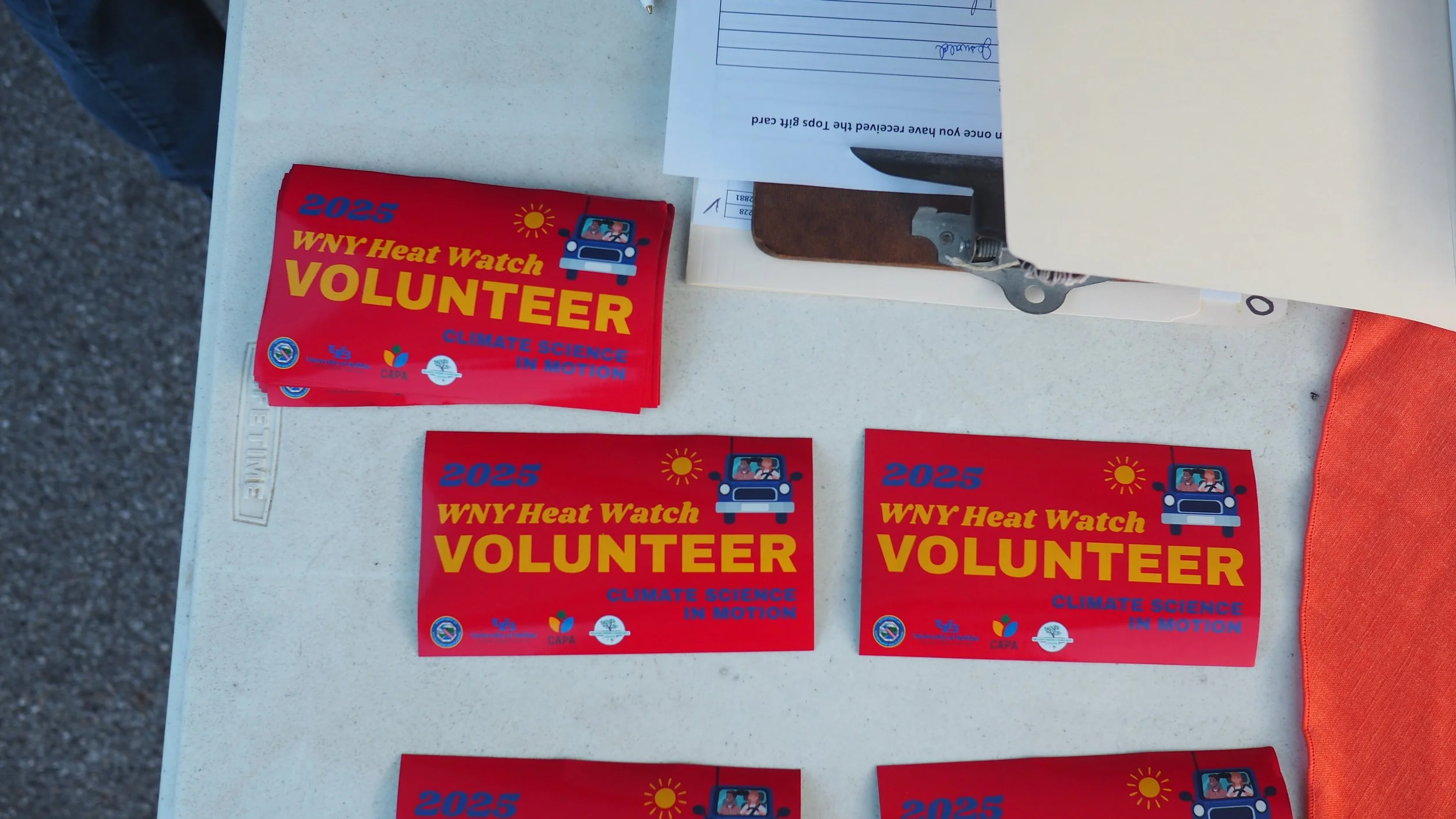 Volunteer magnets at check-in. Photo taken by Ruby Wilson. (1).JPG