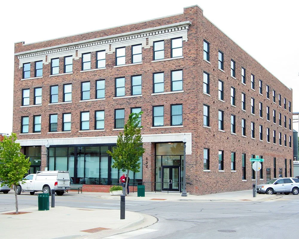 Lofts @832
