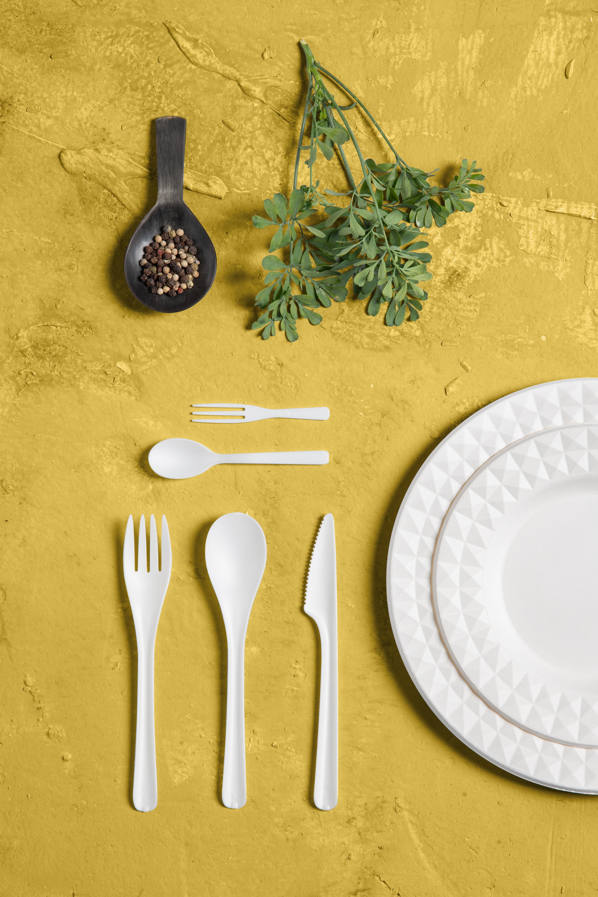 J689160 Bloom White Fork full set.jpg