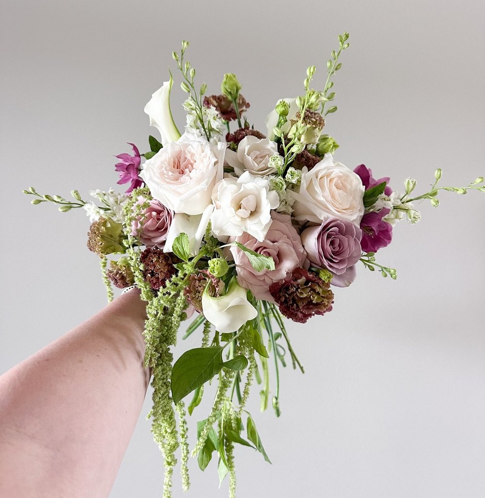 Spring bridal bouquet by Hydrangea Bloom