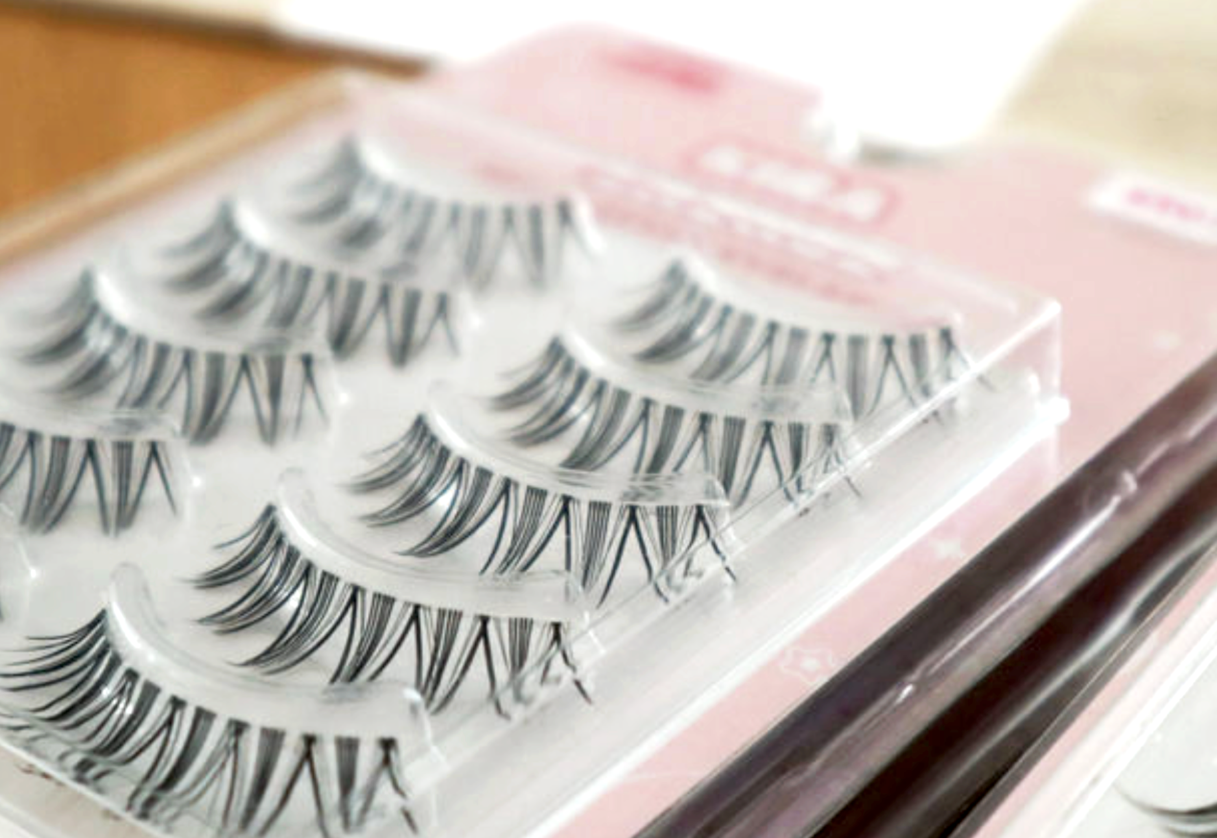 Kira Lashes