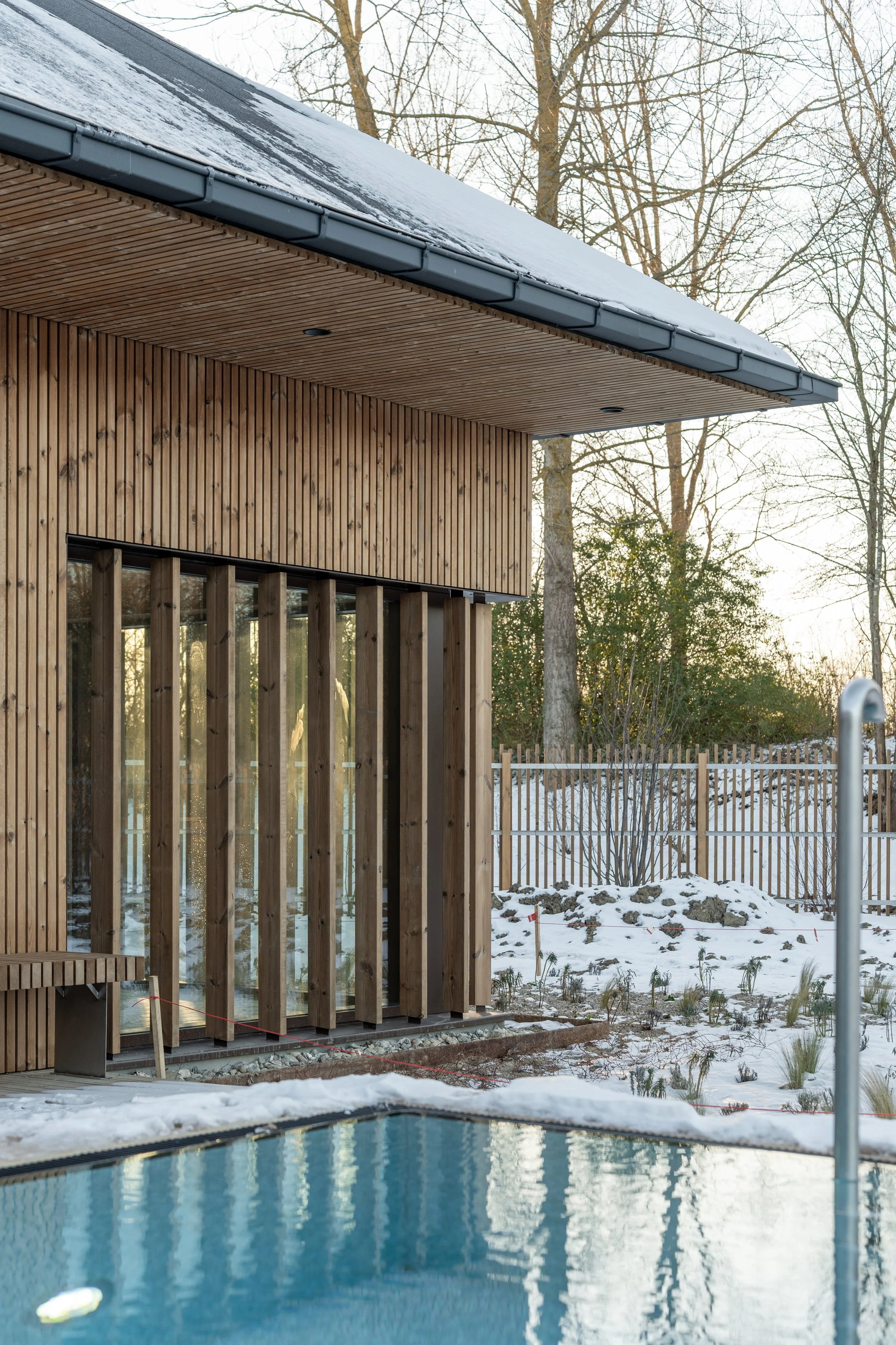 ballerup-sauna-winter-bath-bathing-exterior.jpg